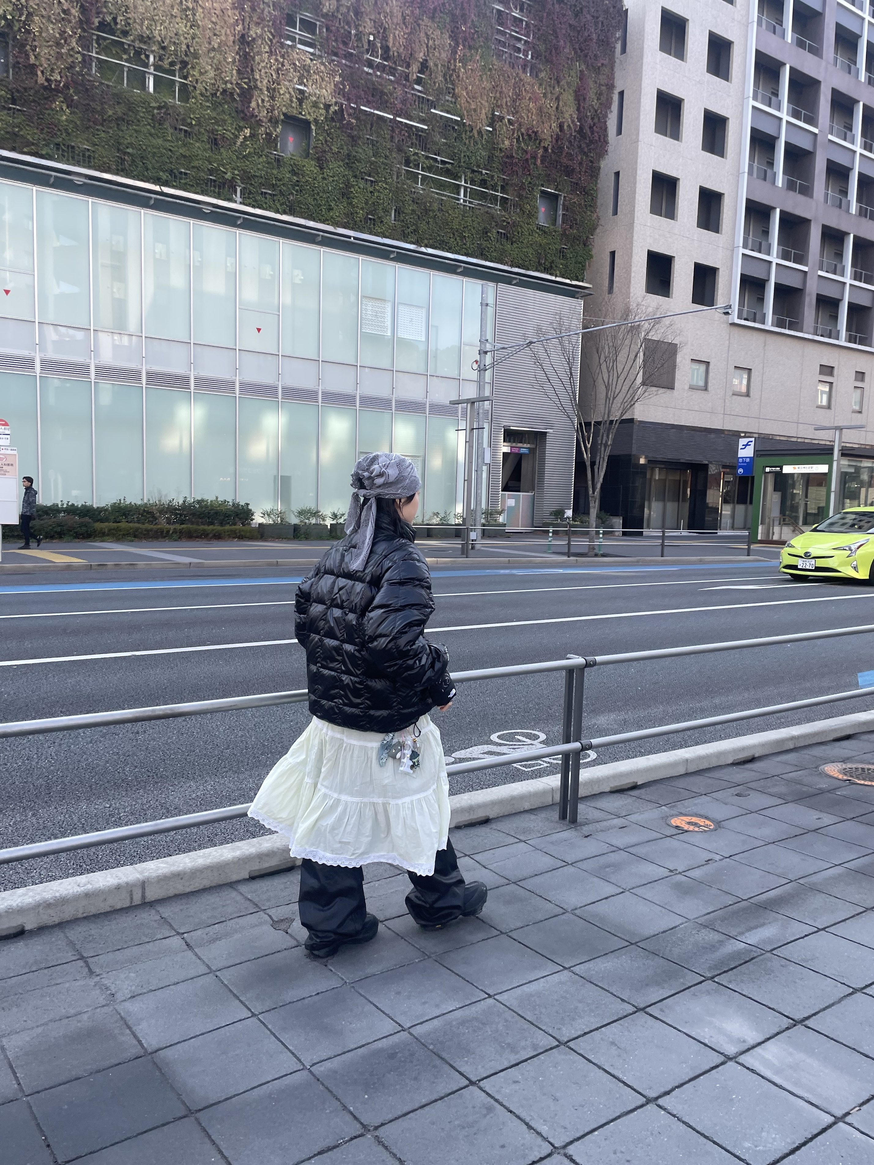 Roa Hiking Teri Black, Stussy Midweight Puffer Black 착용 스타일 - 3