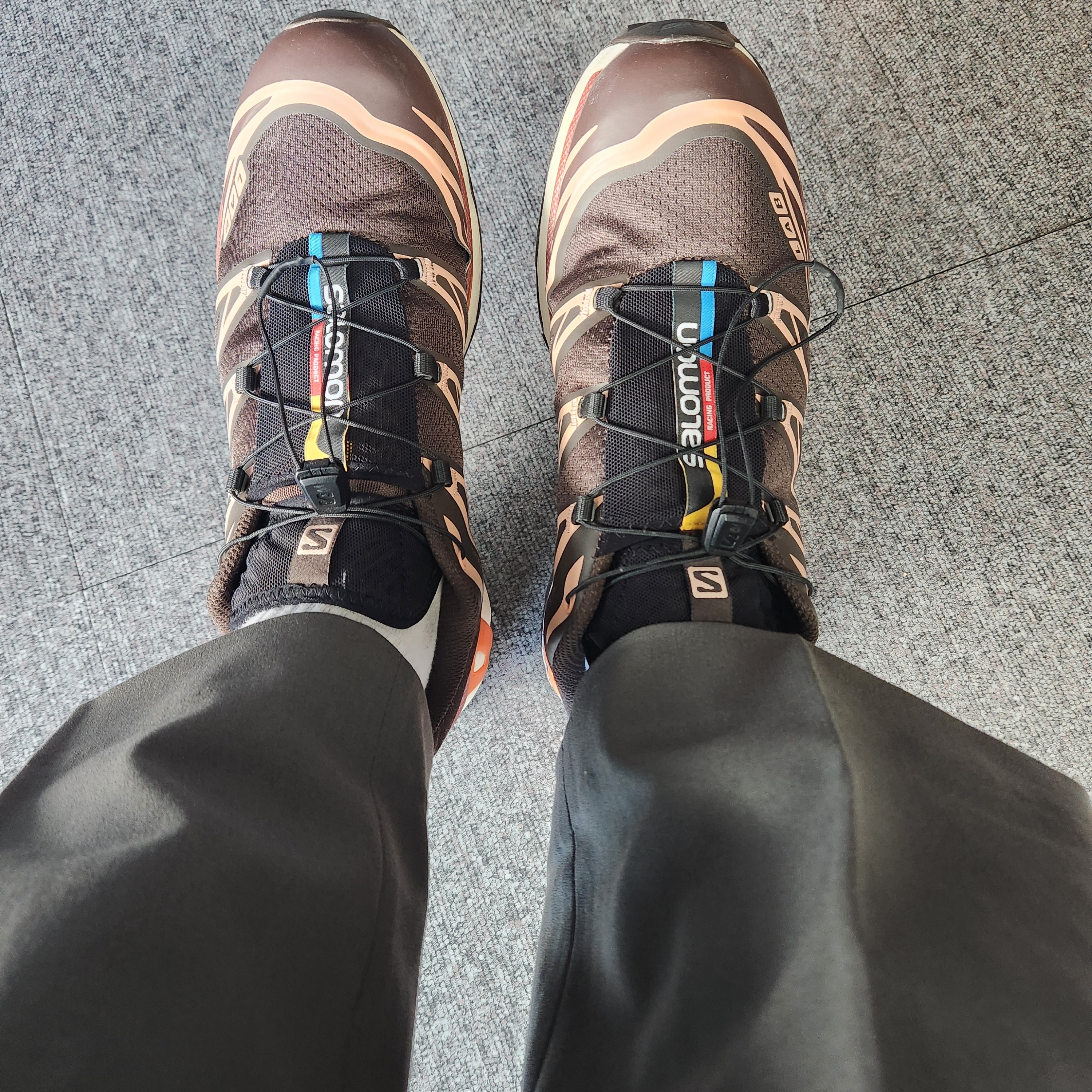Salomon XT-6 Delicioso Chocolate Fondant 착용 스타일