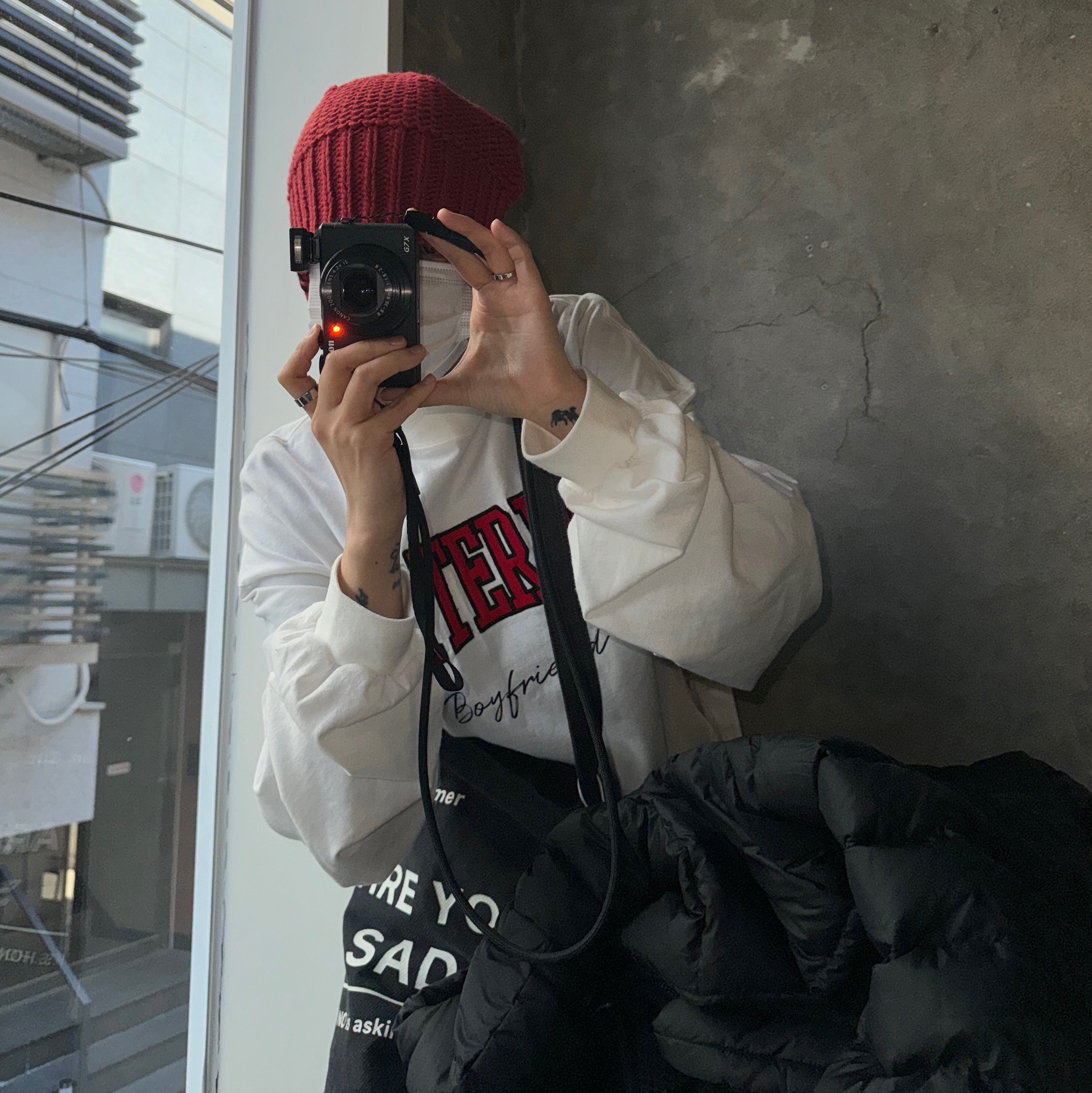 Hono Report Letter Bag Gray, Project G/R Asura Long Sleeve White 착용 스타일 - 5