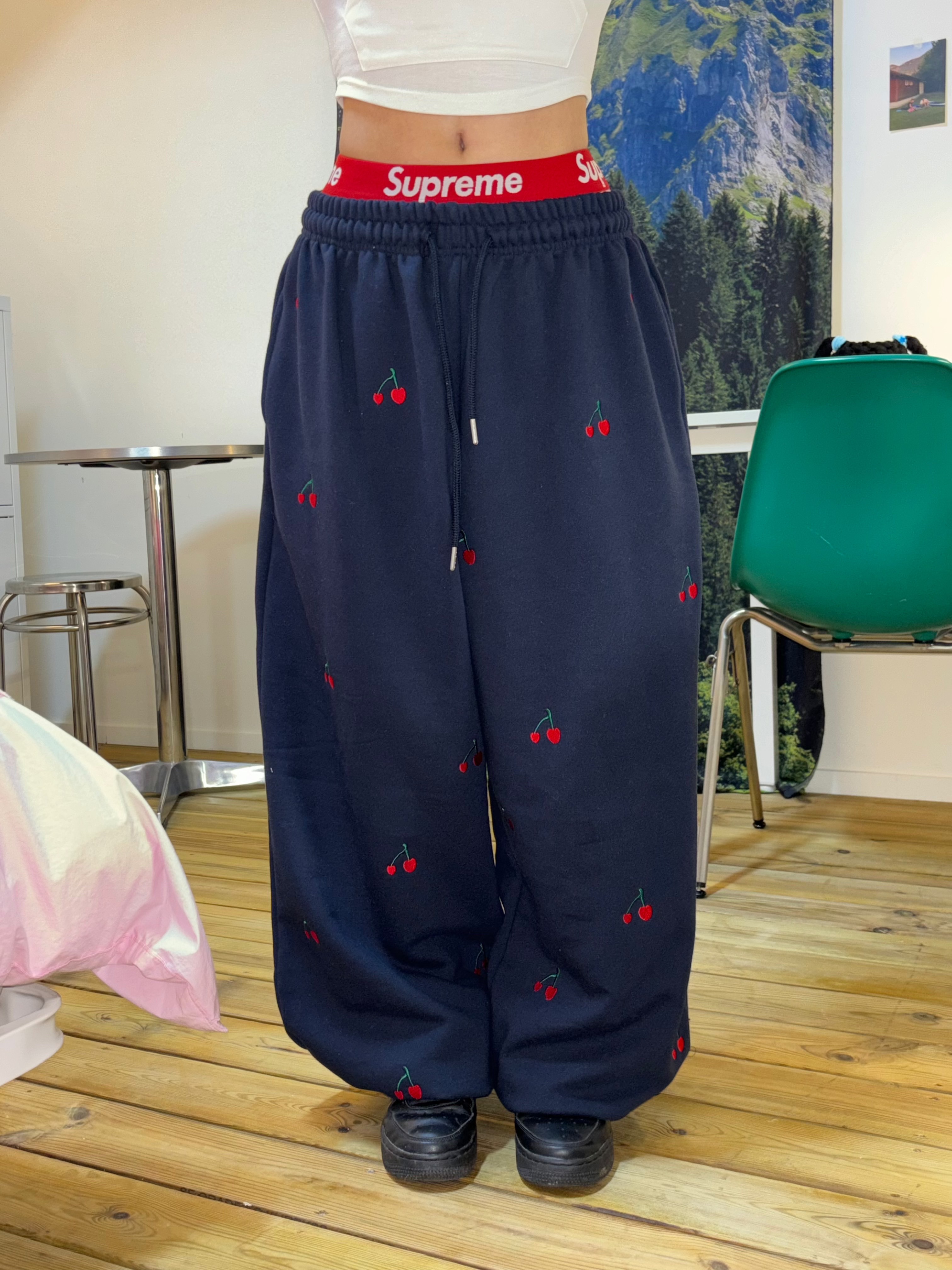 Supreme Hanes Boxer Briefs White (4 Pack) 착용 스타일 - 8