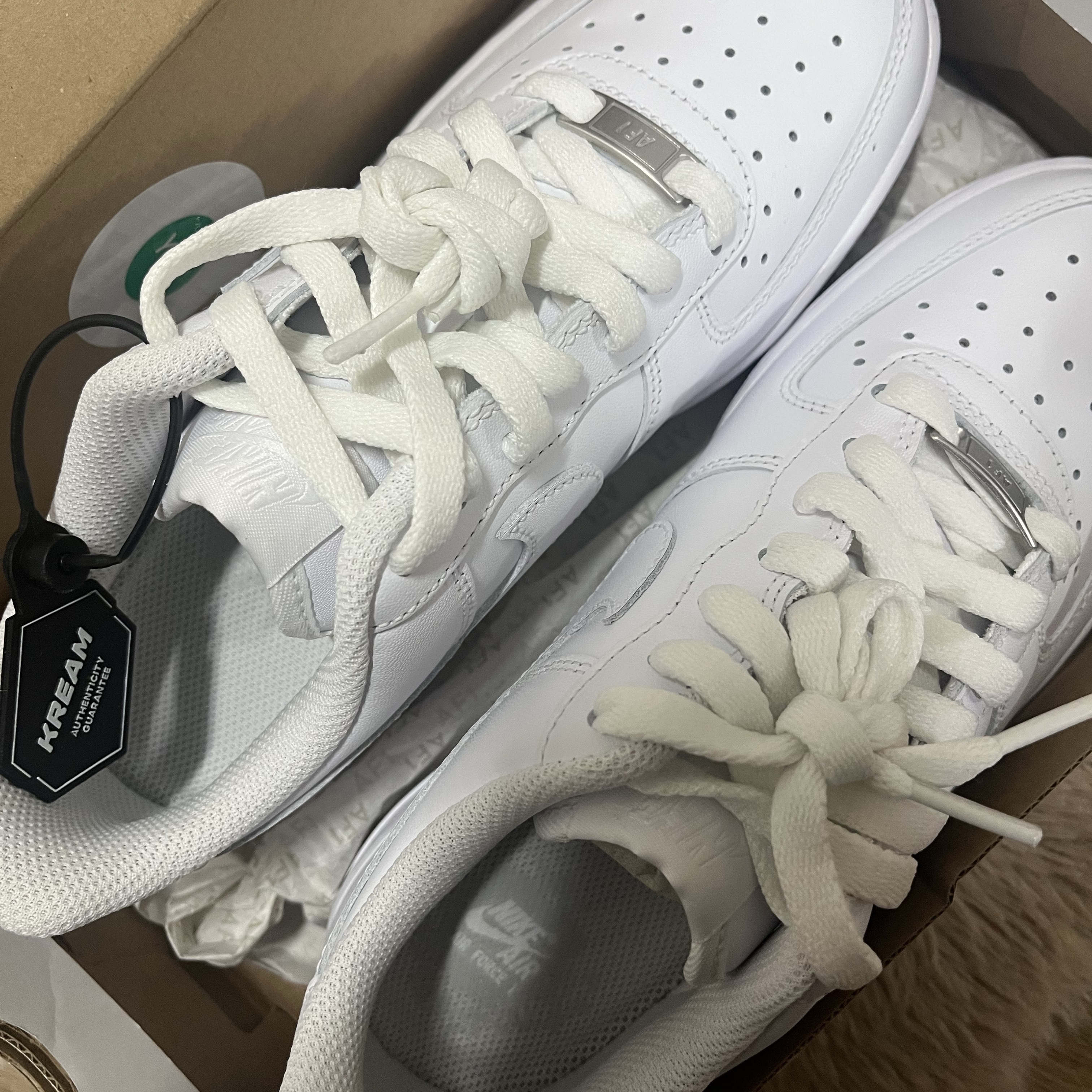 Nike Air Force 1 '07 Low White 착용 스타일