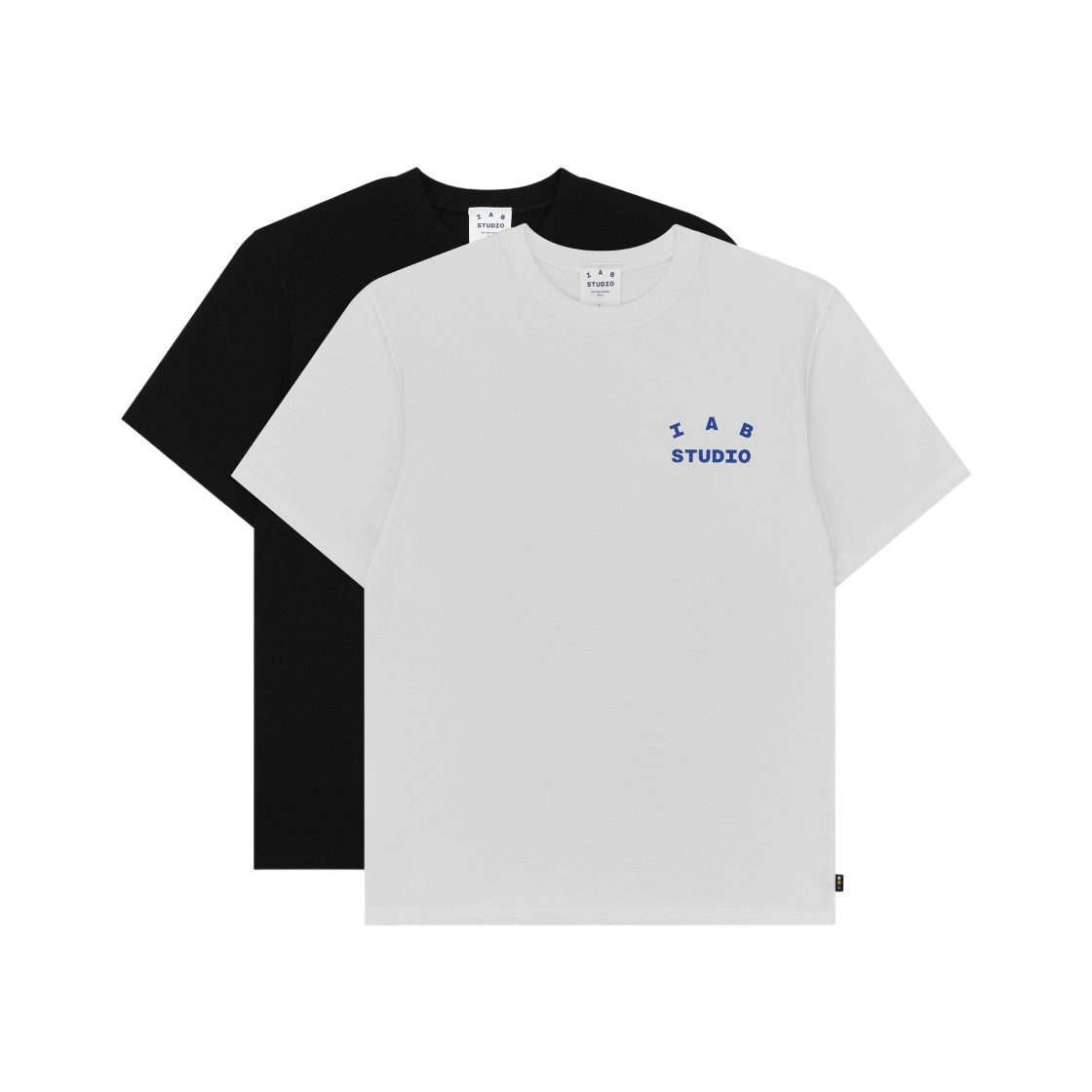 【IAB Studio】★送料・関税込★10周年記念Tシャツ 아이앱 스튜디오 10주년 티셔츠 팩 화이트 & 블랙 (2개입) | IAB