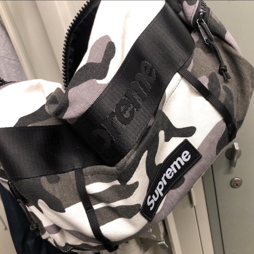 Supreme Duffle Bag Snow Camo - 25SS 착용 스타일 - 1