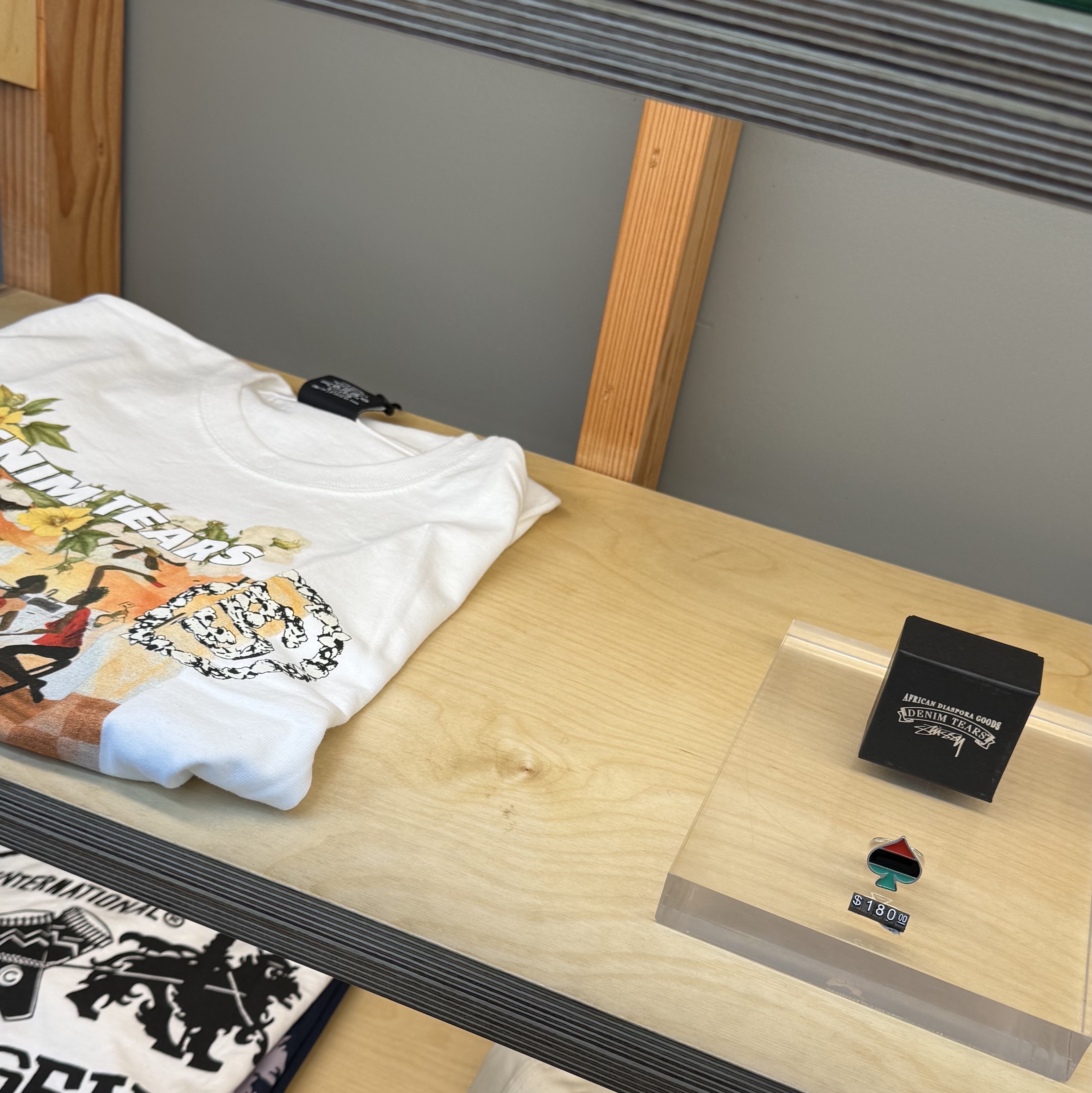 Stussy x Denim Tears Annie Lee T-Shirt White, Stussy x Denim Tears Spade Ring Silver 착용 스타일