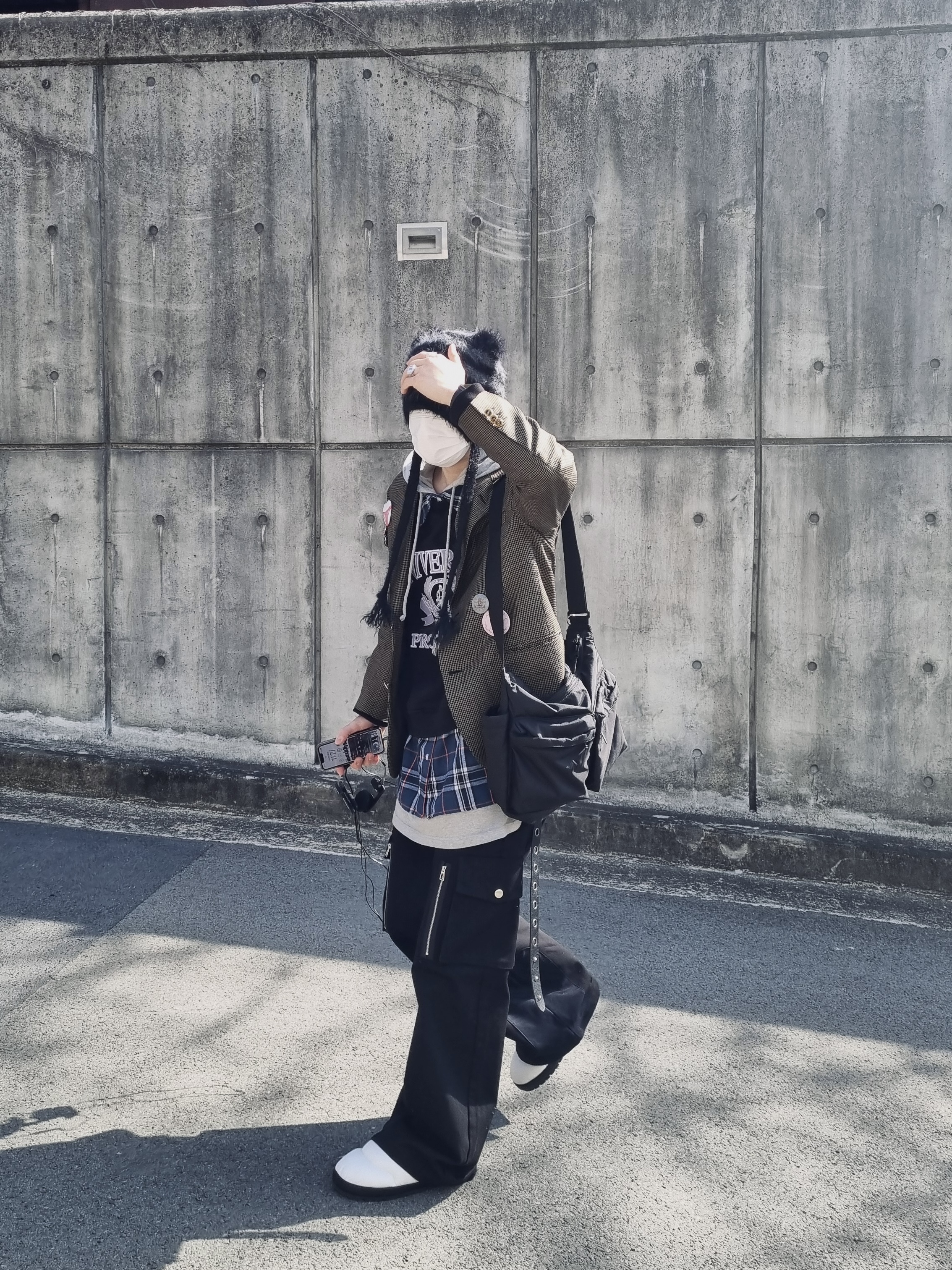 Project G/R 3 Layered Top Black, Project G/R 3 Layered Sweatshirt Black 착용 스타일 - 5