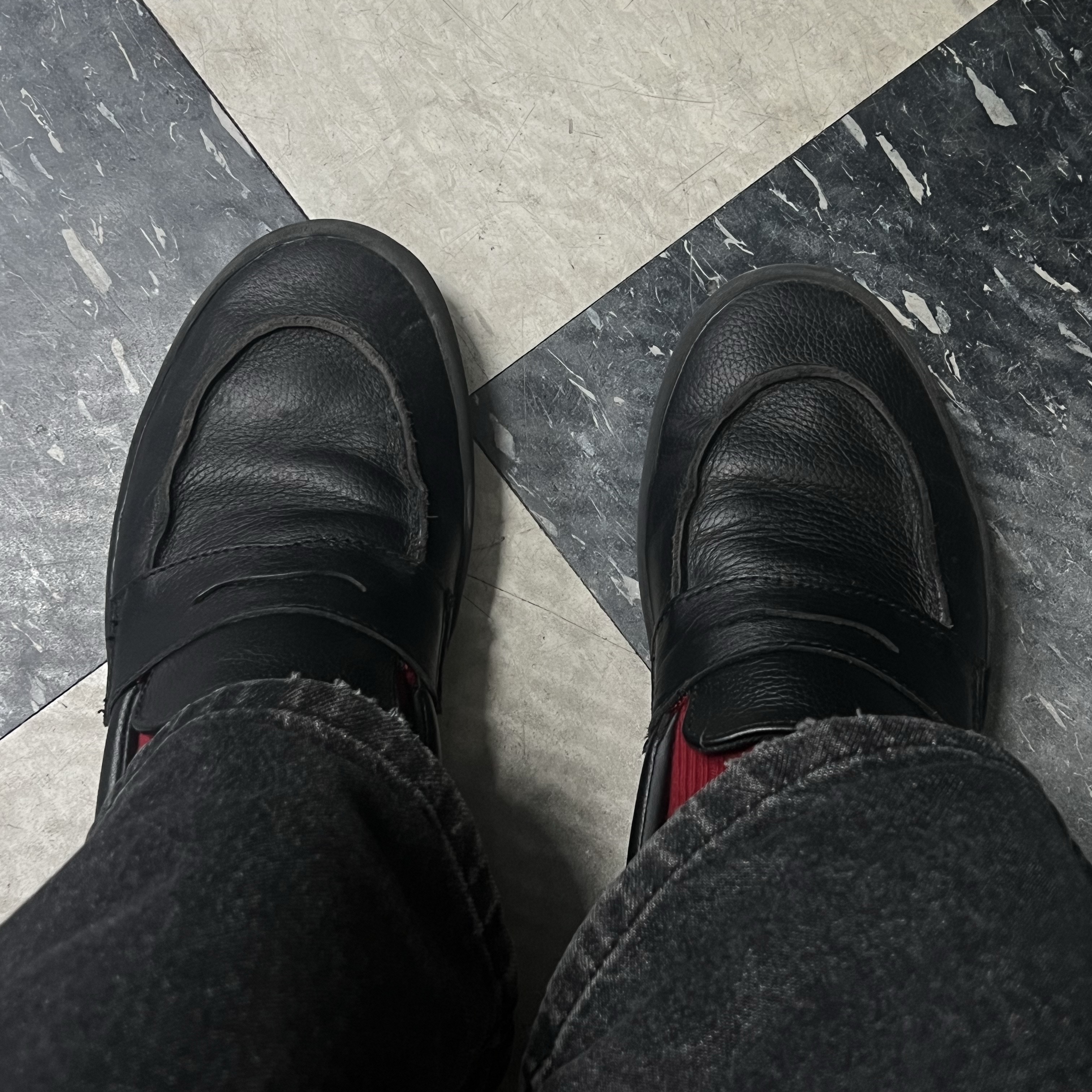 Vans Skate Loafer Black 착용 스타일