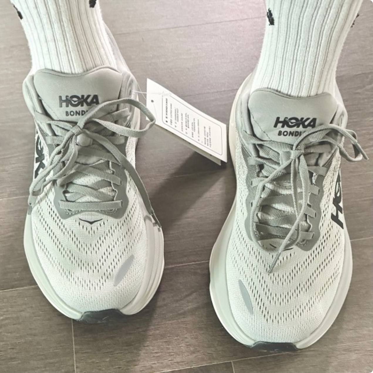 Hoka Bondi 8 Shark Grey - Wide 착용 스타일 - 1