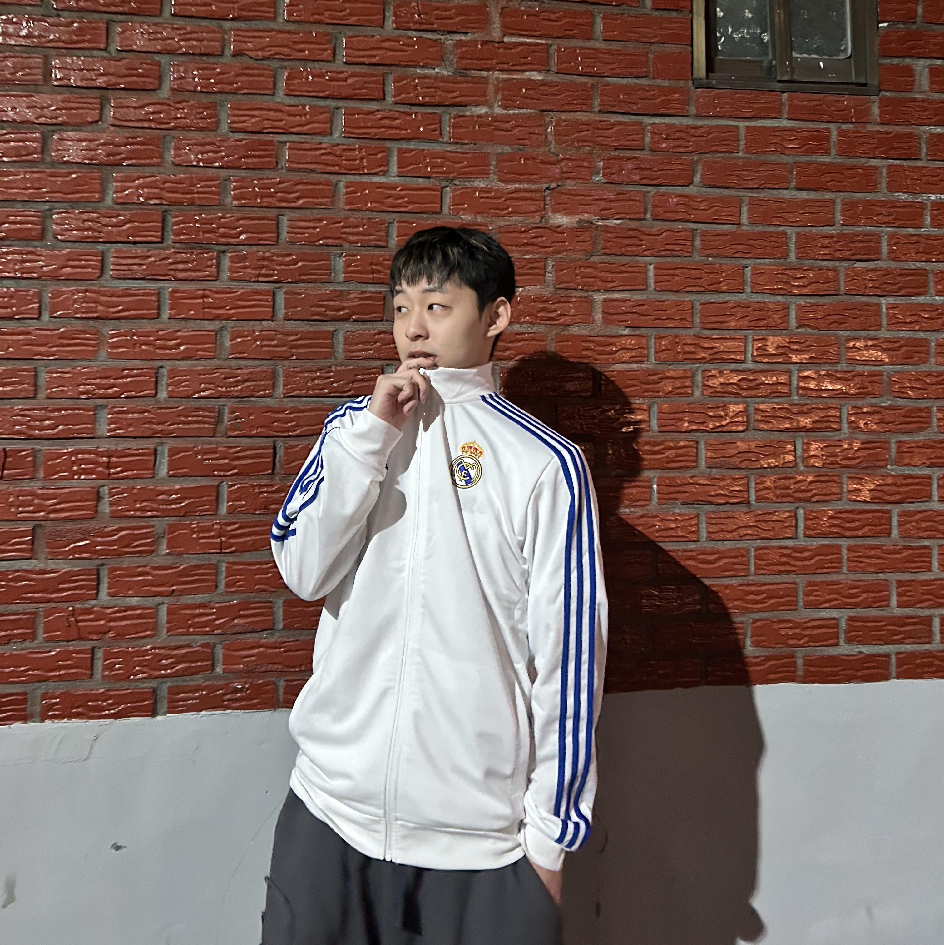Adidas Real Madrid DNA Track Top White - US Sizing 착용 스타일 - 2