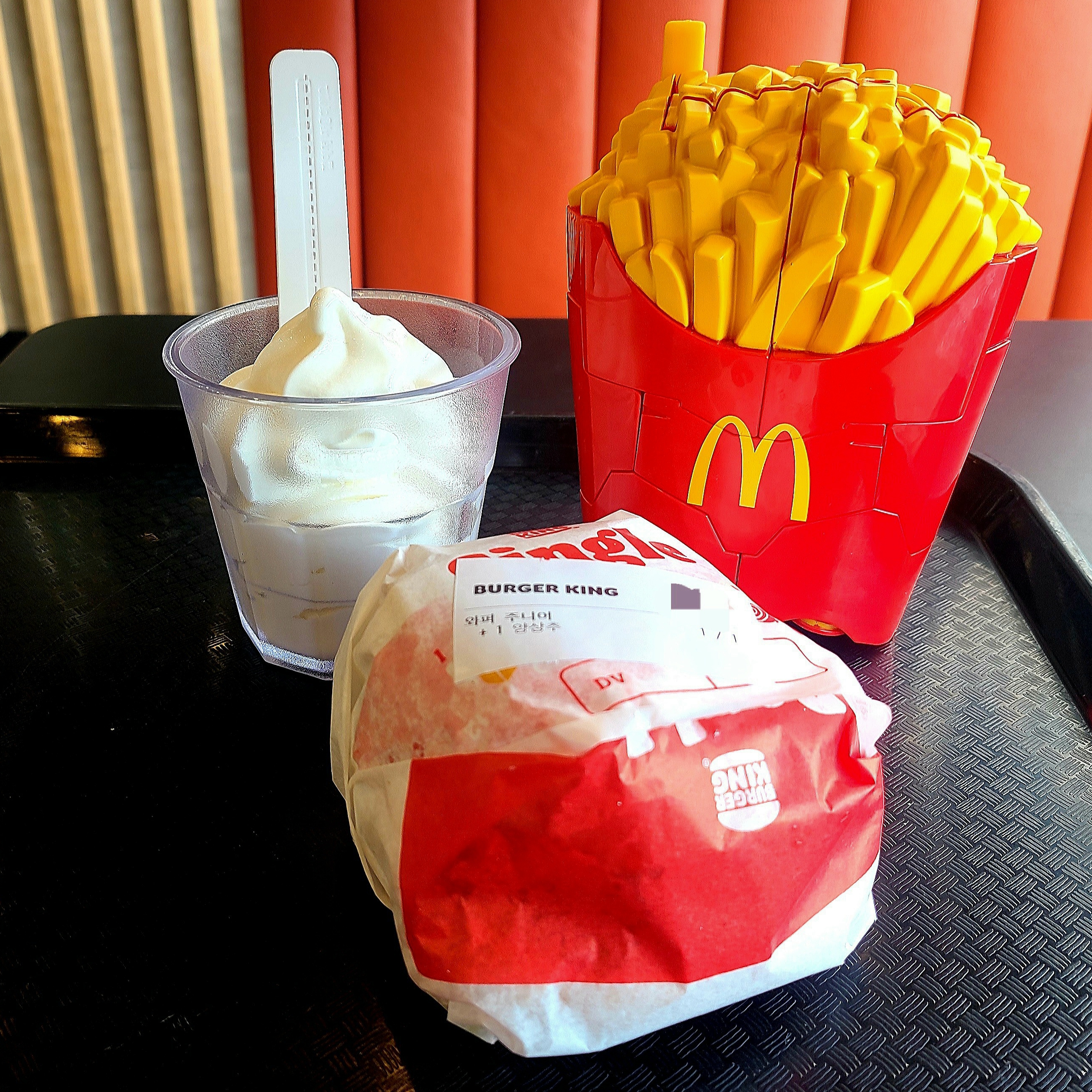 McDonald's x Evangelion Value Set Figure 착용 스타일 - 1