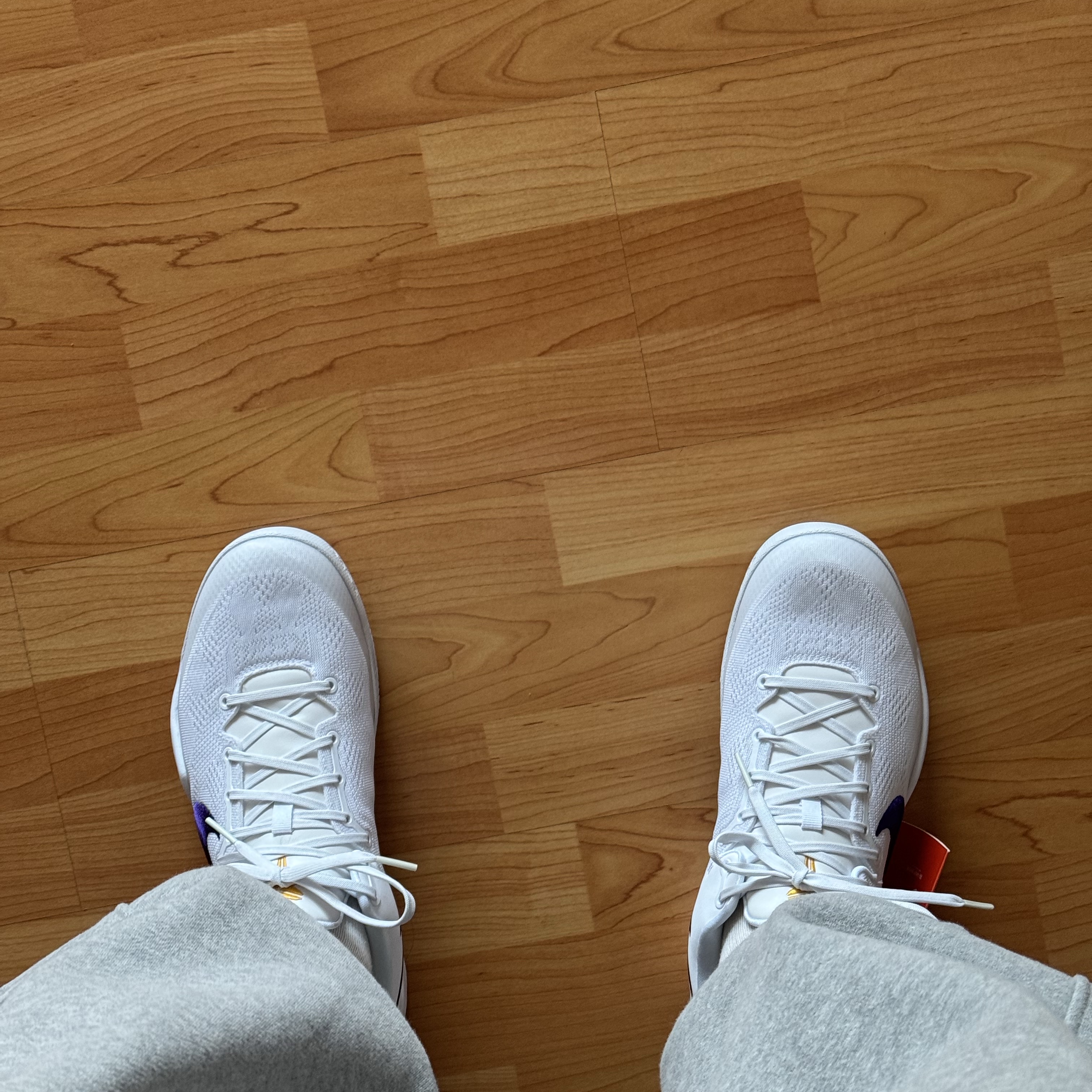 Nike Kobe 8 Protro White and Court Purple 착용 스타일 - 8