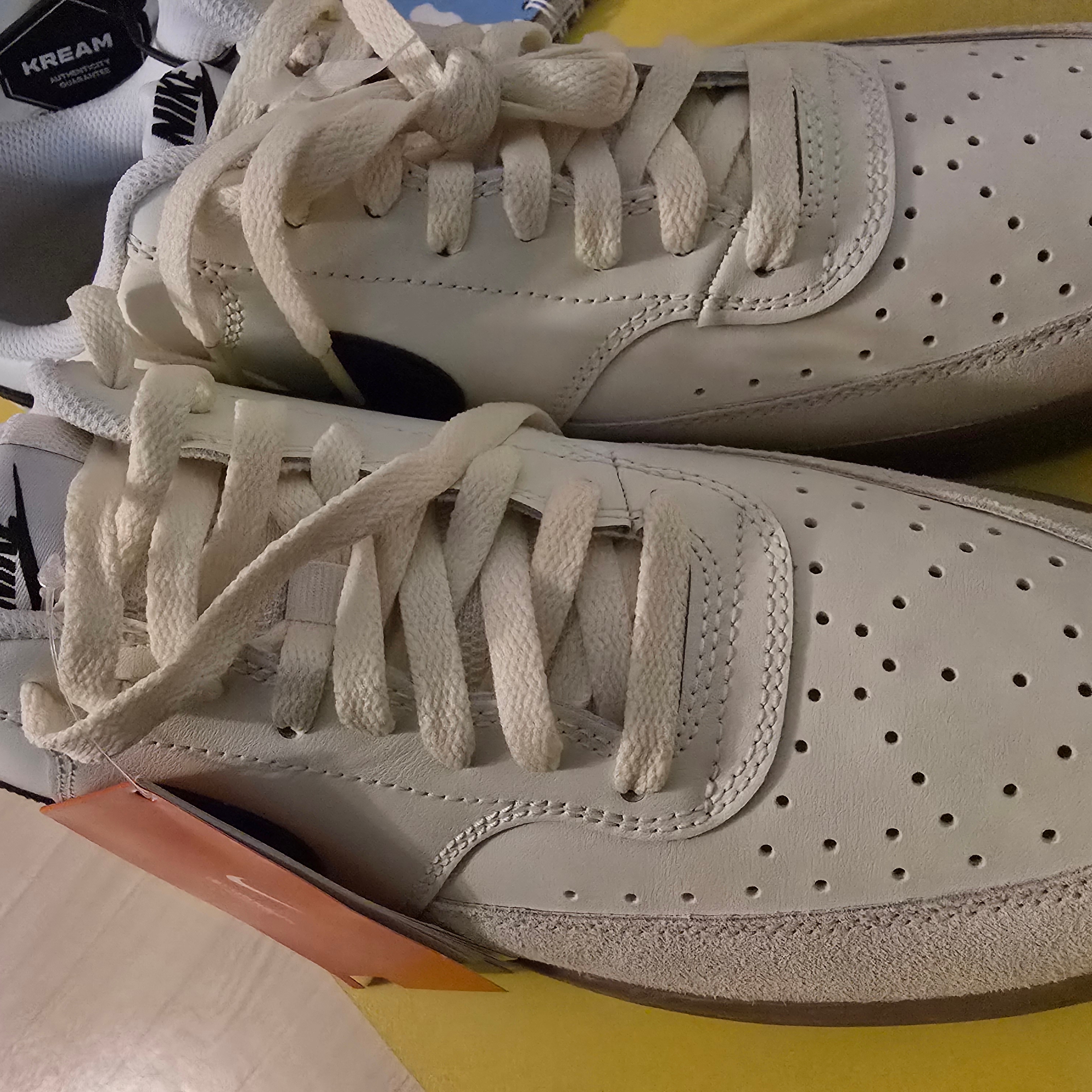 Nike Court Vision Low Sail Light Orewood Brown 착용 스타일 - 2