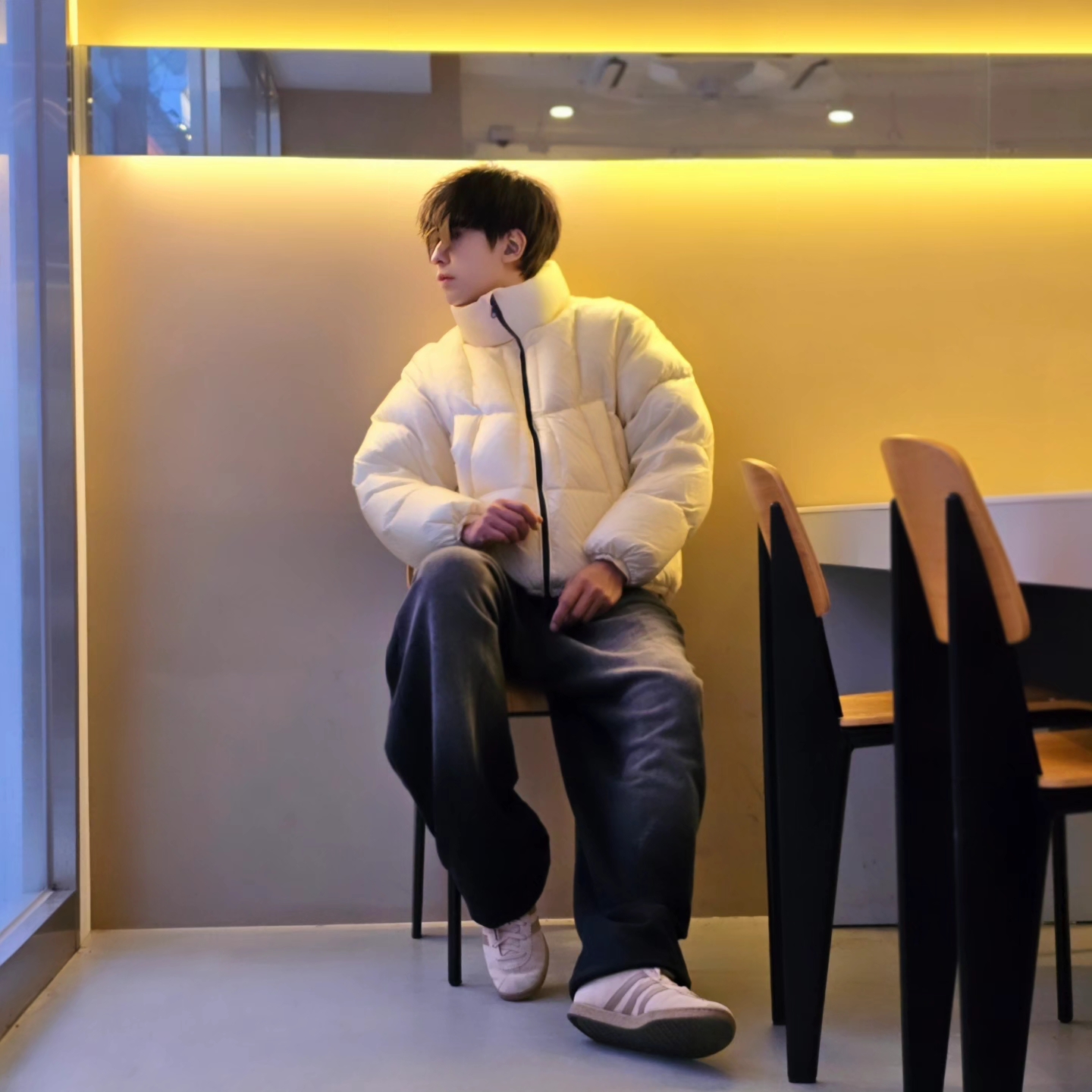 Adidas Stadt Magic Beige, Adidas Adicolor Classic 3-Stripes Half-Zip Sweatshirt Black White - KR Sizing 착용 스타일 - 6