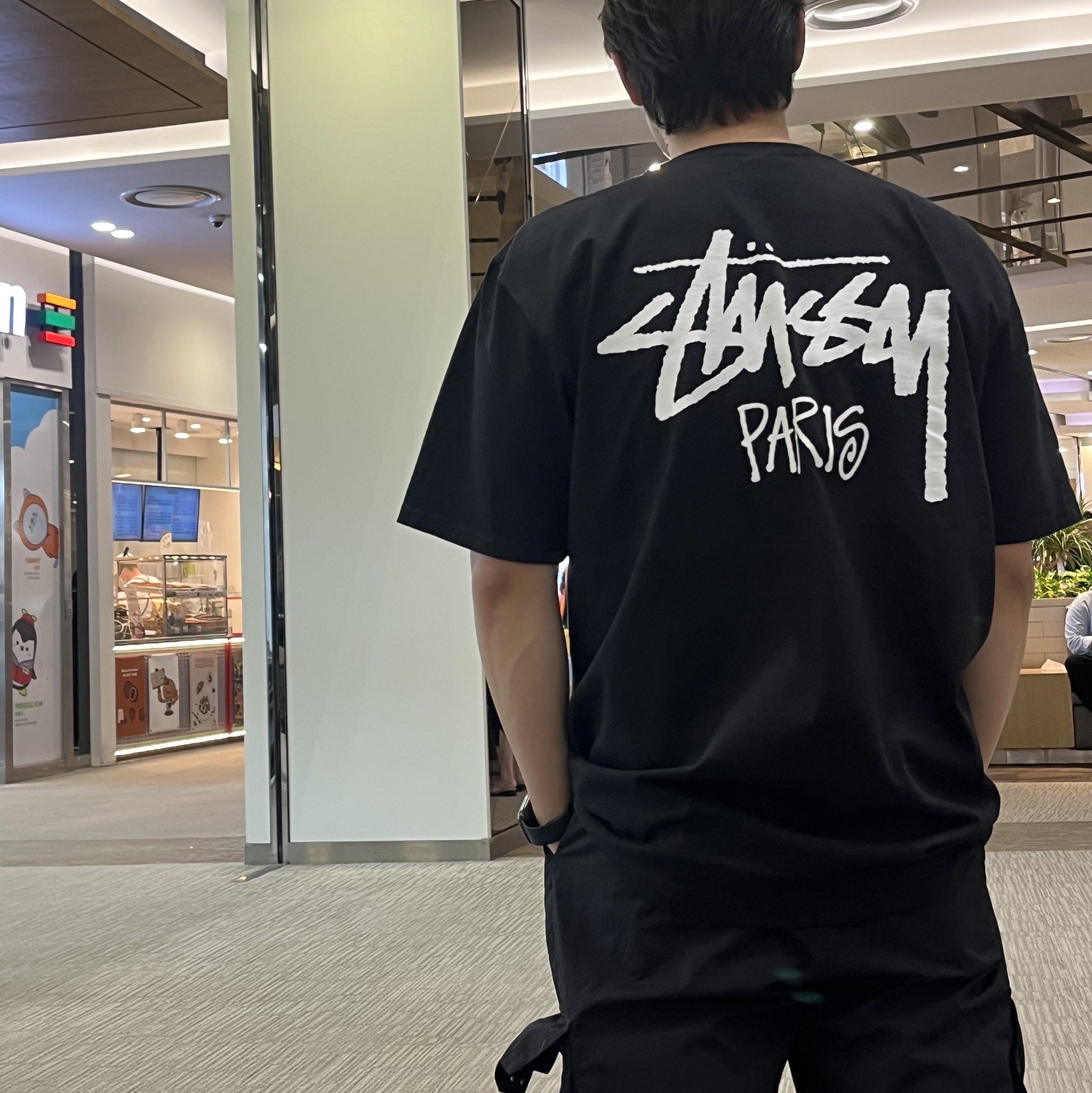 Stussy Stock Paris T-Shirt Black 착용 스타일