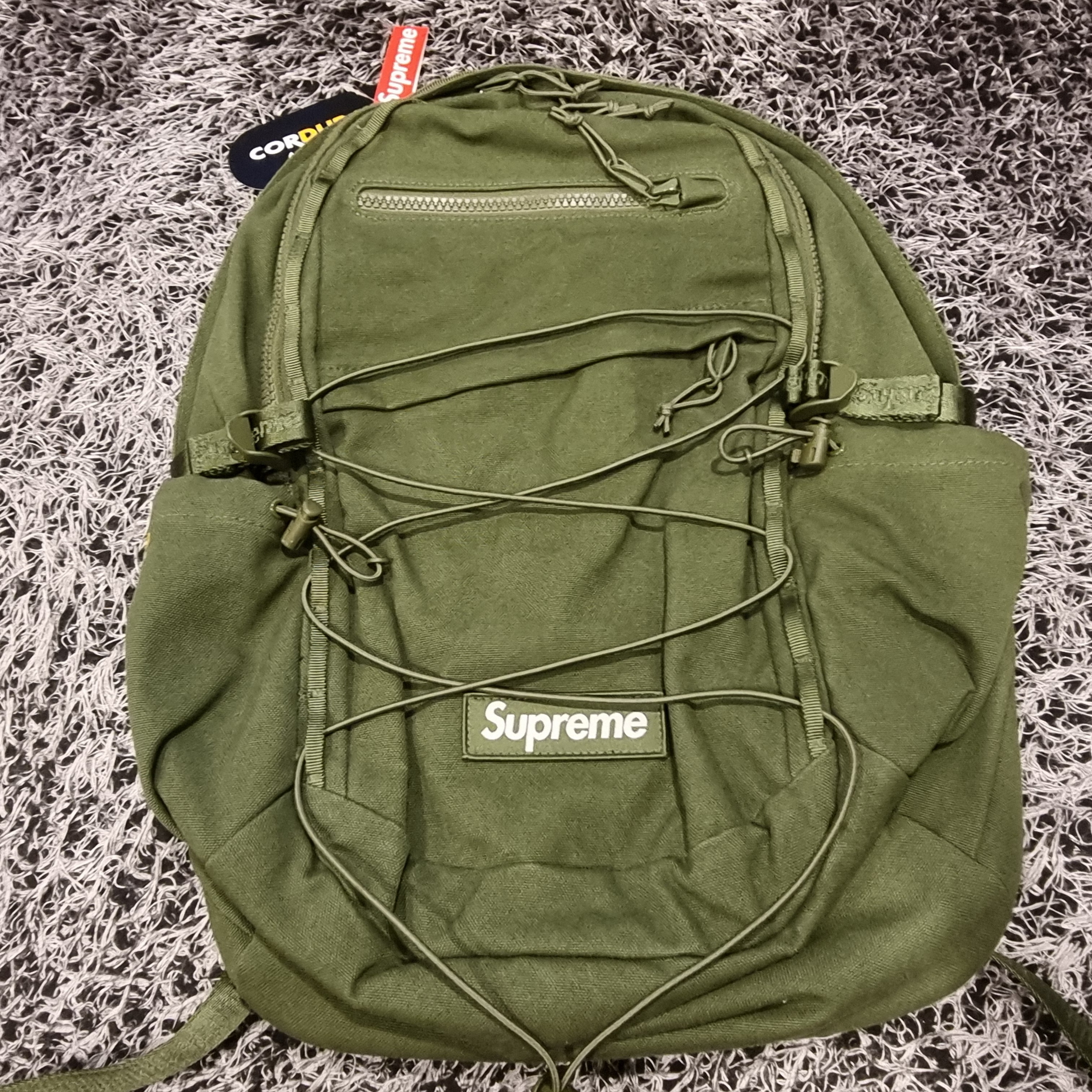 Supreme Backpack Olive - 25SS 착용 스타일 - 1