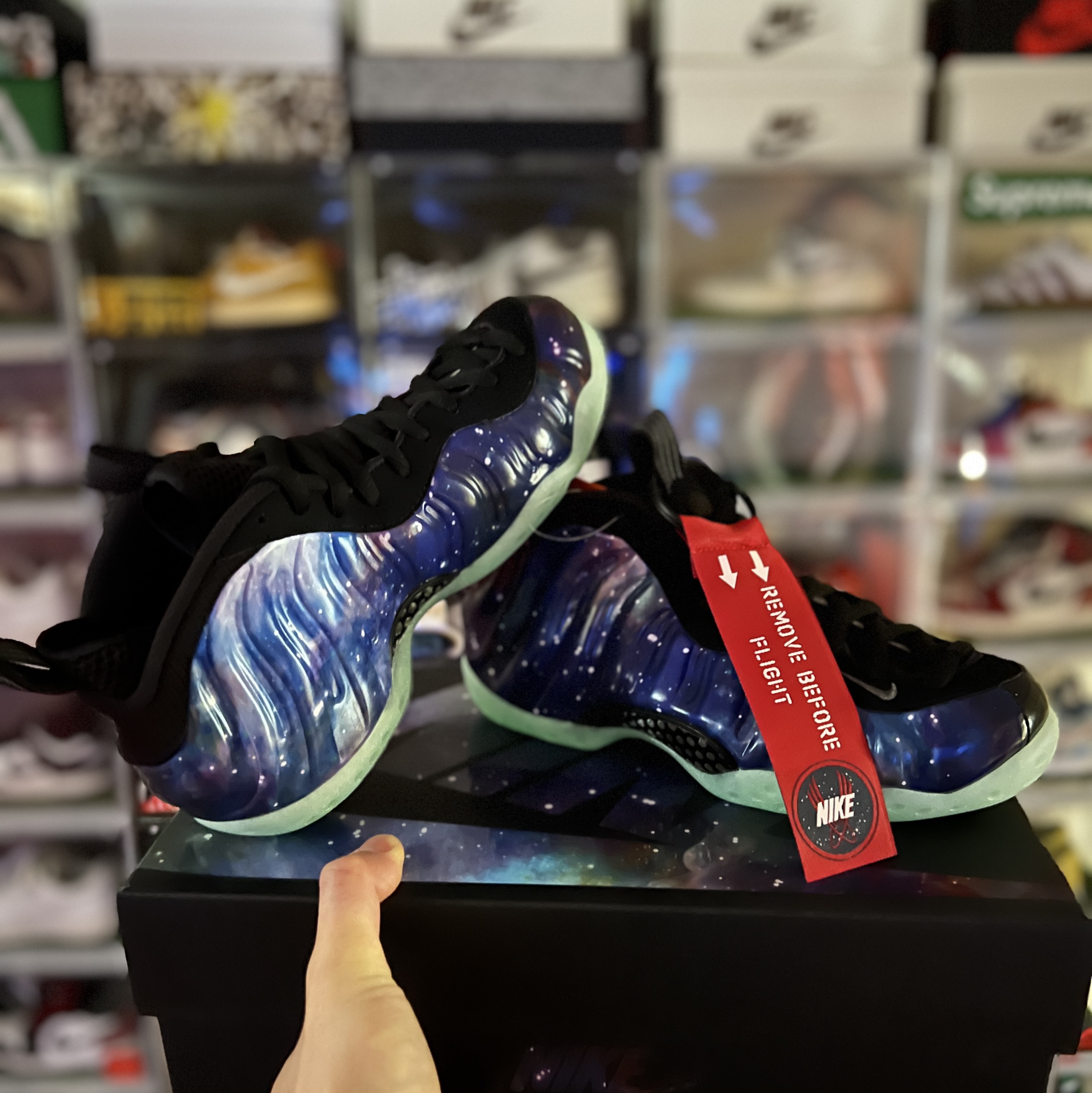 Nike Air Foamposite One Galaxy 착용 스타일
