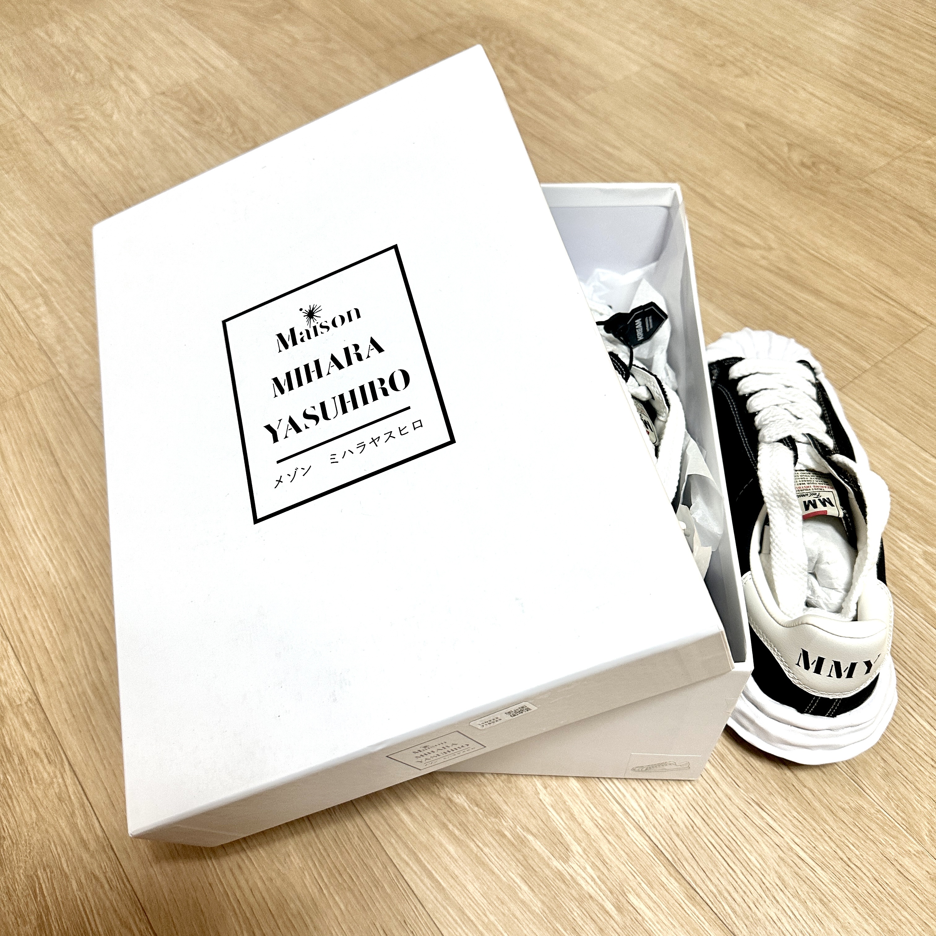 Maison Mihara Yasuhiro Blakey OG Sole Canvas Low-top Sneakers Black White 착용 스타일