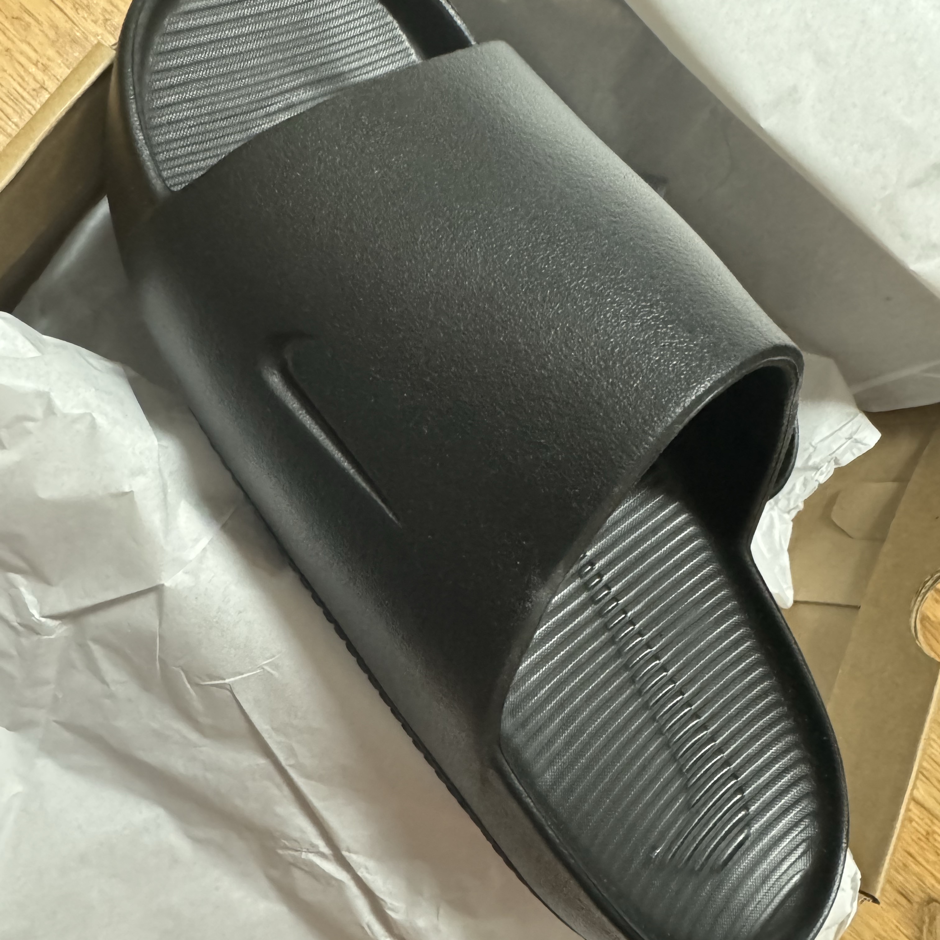 Nike Calm Slide Black 착용 스타일