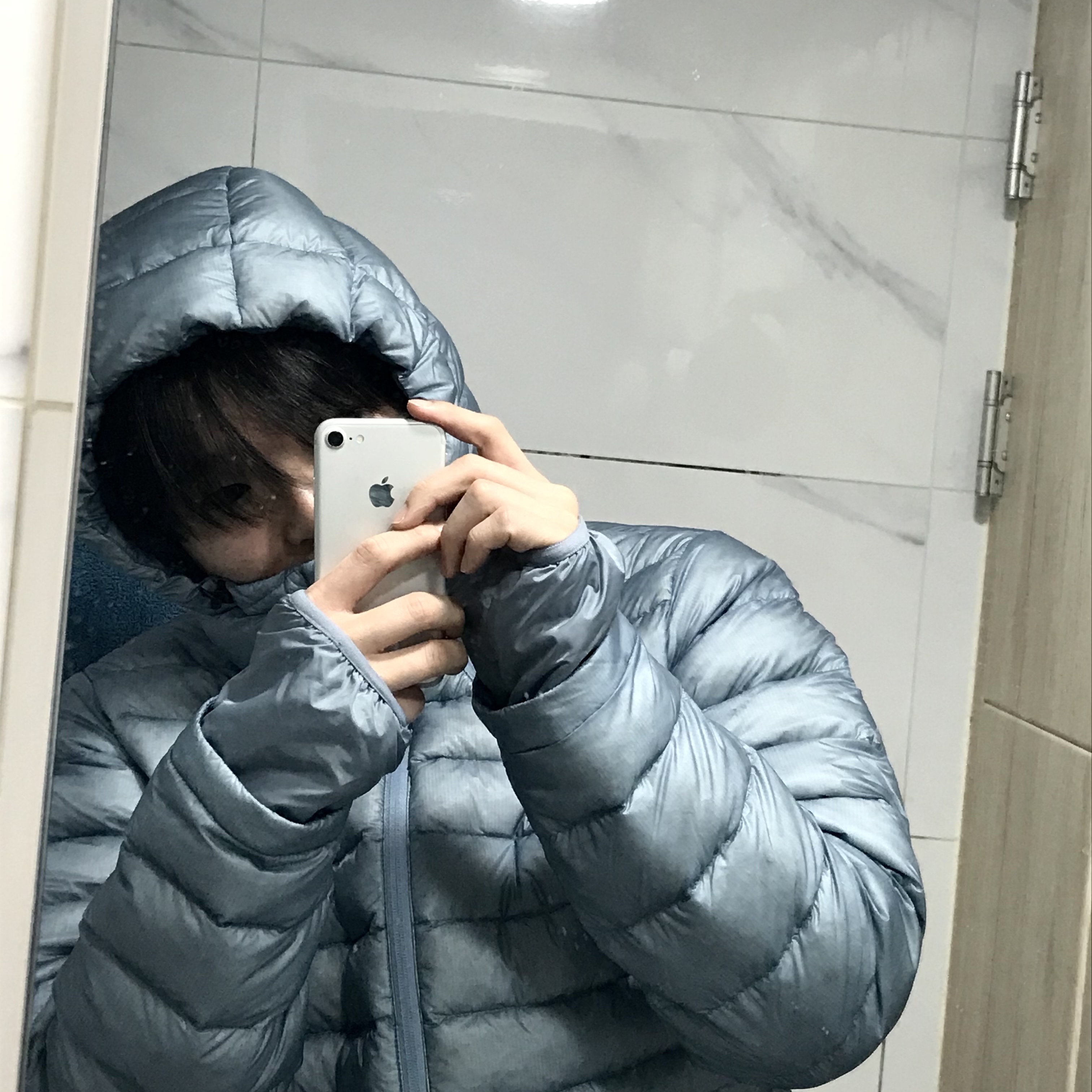 산산기어 서픽스 푸퍼 자켓 스카이 블루 - 24FW 착용 스타일 - 2