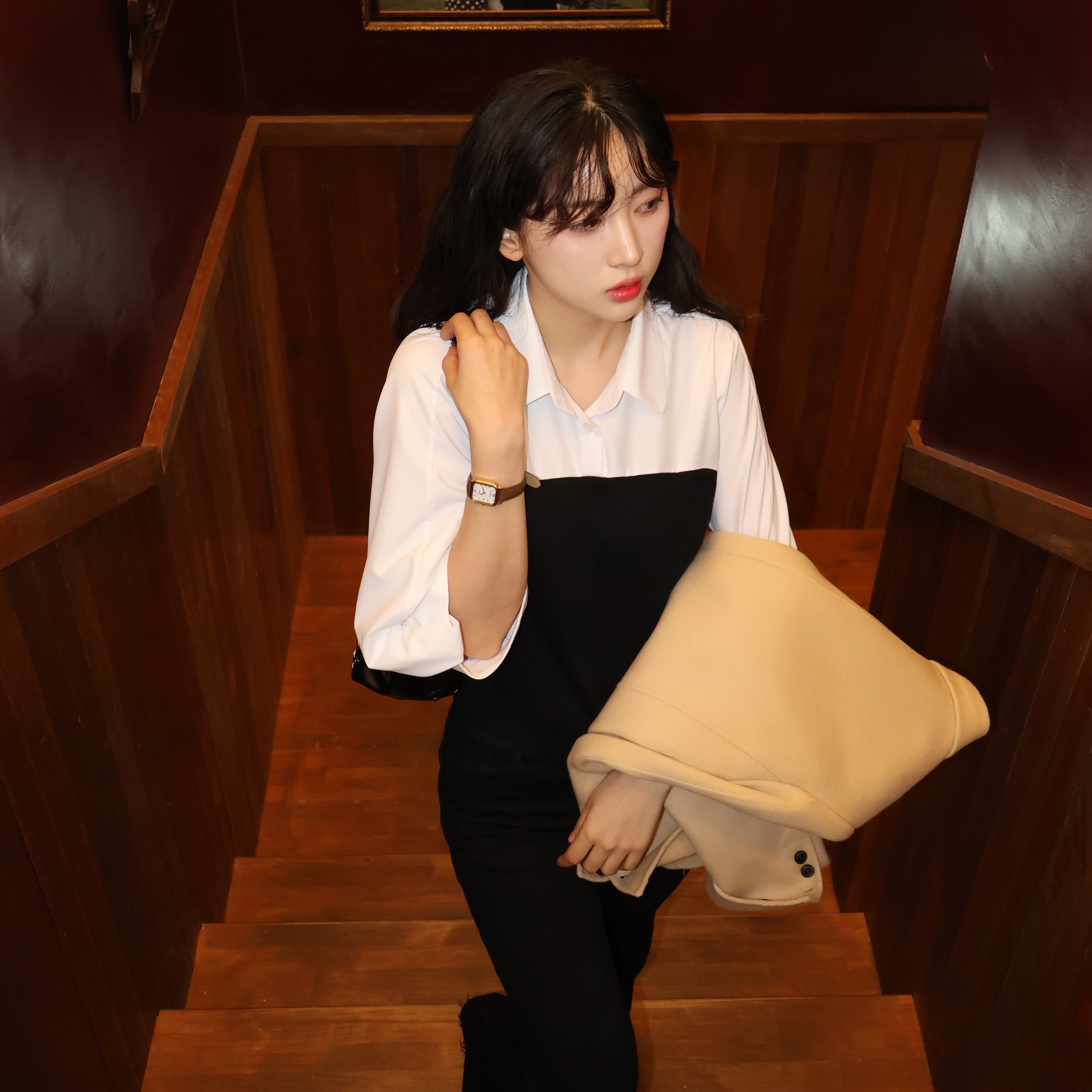 STUDIOTABLE Classic Stiletto Pumps Black 착용 스타일 - 3