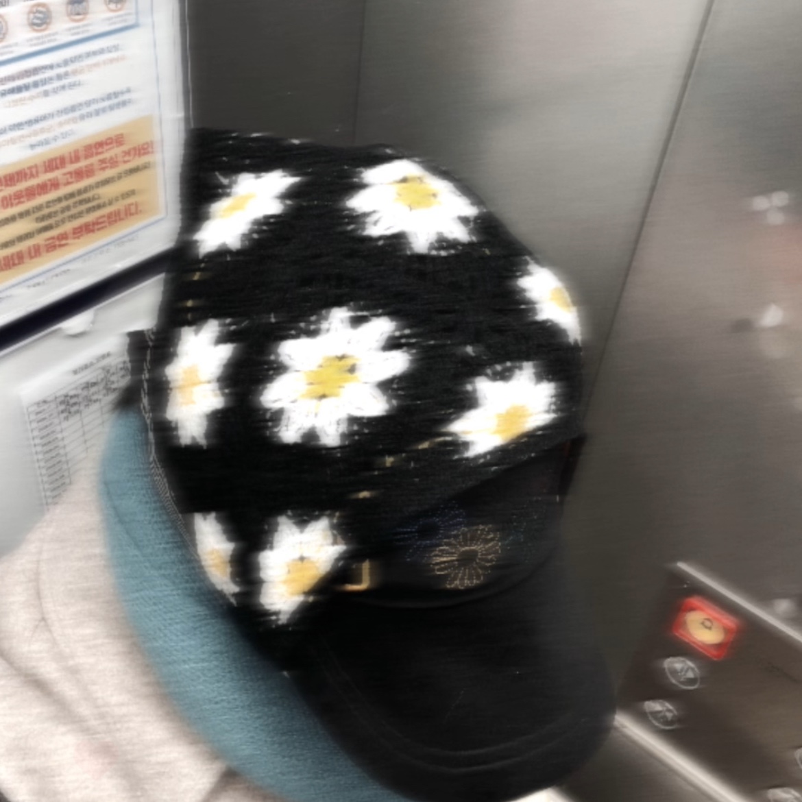 Peaceminusone Mesh Cap #1 Black 착용 스타일