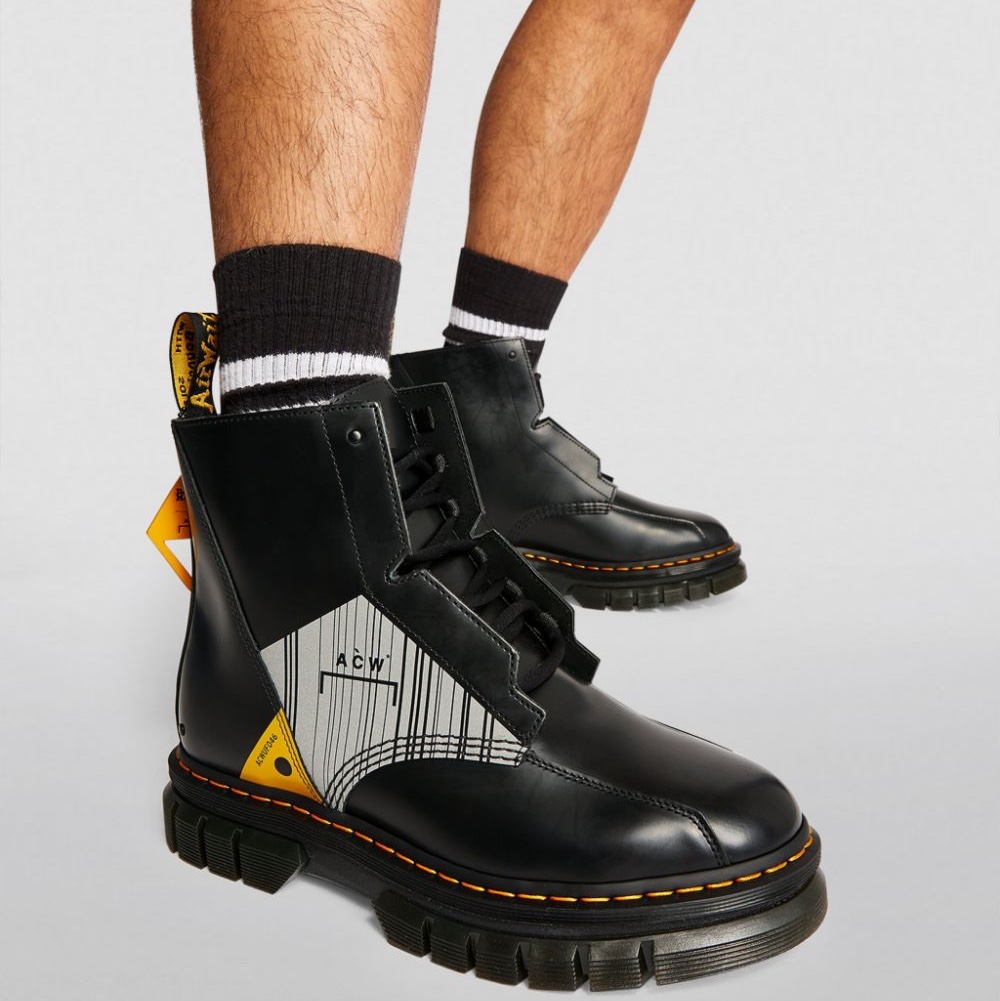 Dr. Martens x A-Cold-Wall 1460 Bex Neoteric Black 착용 스타일 - 1