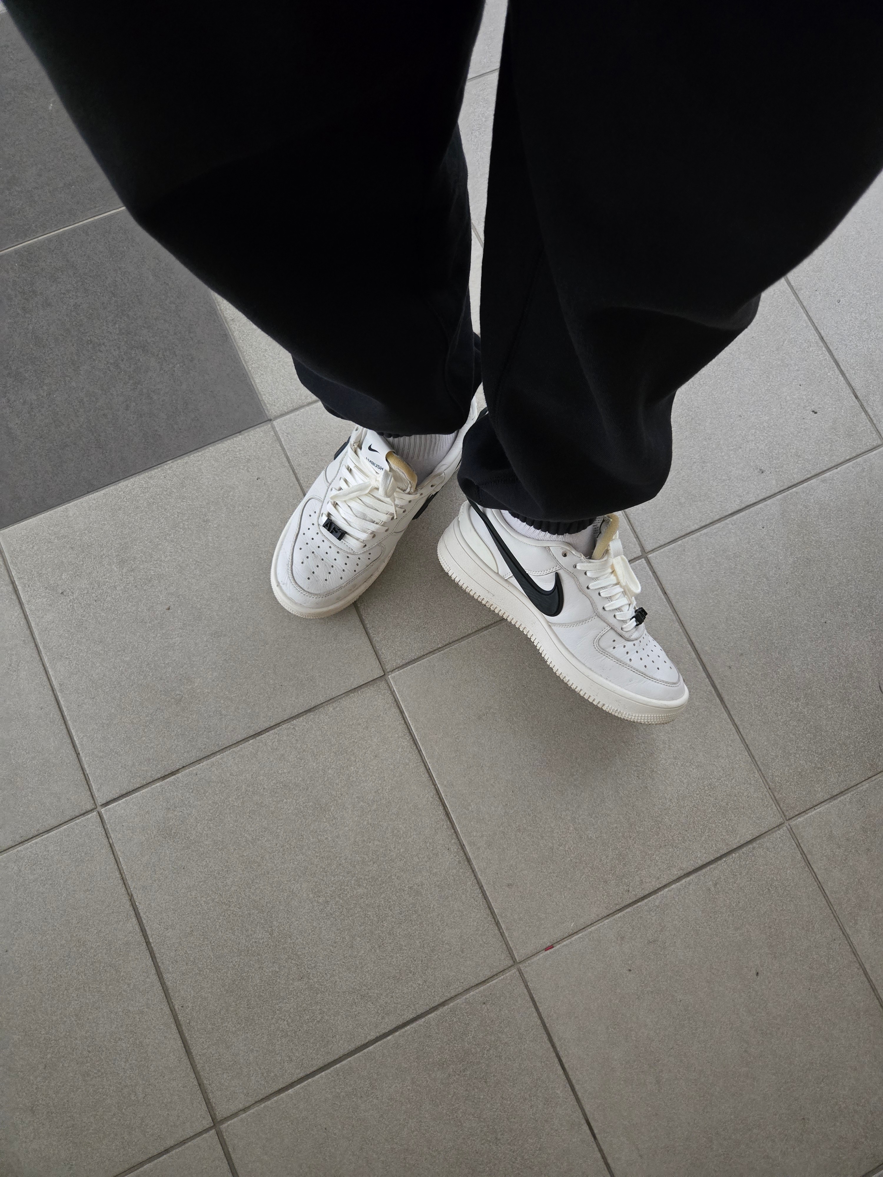 Nike x Ambush Air Force 1 Low SP Phantom 착용 스타일