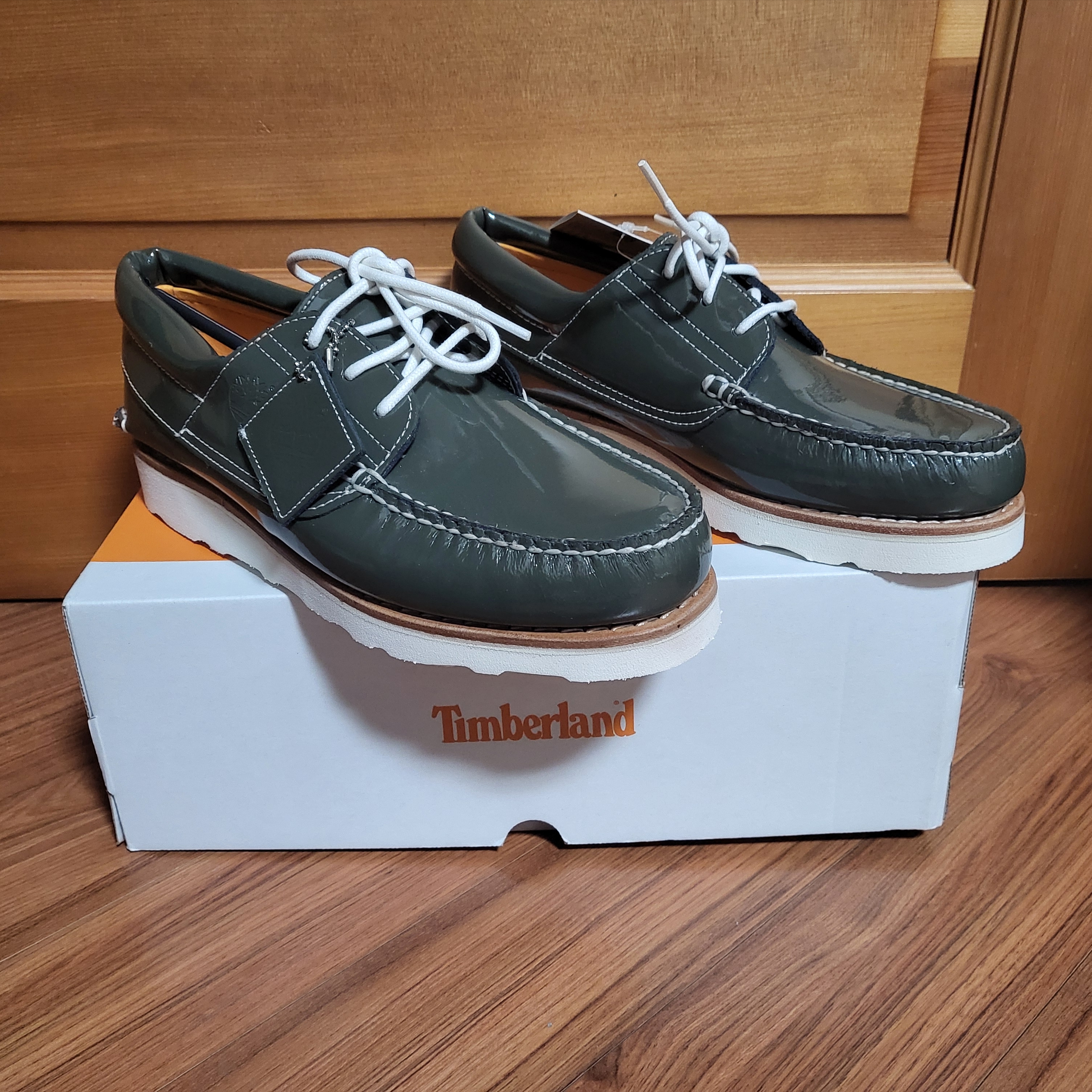 KASINA x Timberland 3 Eye Wedge Vibram Dark Green 착용 스타일