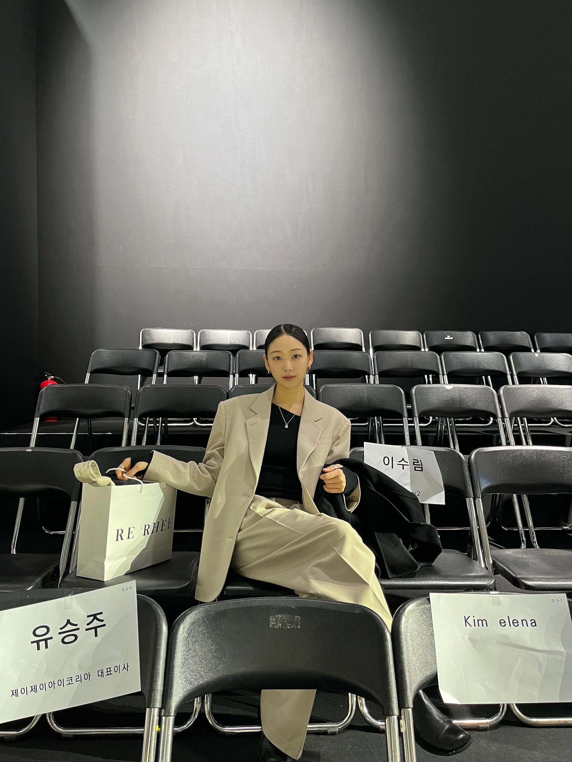 루이비통 실버 락킷 팬던트 네클리스 스털링 실버, 티파니 앤 코 1837 링 네로우 실버 착용 스타일 - 3