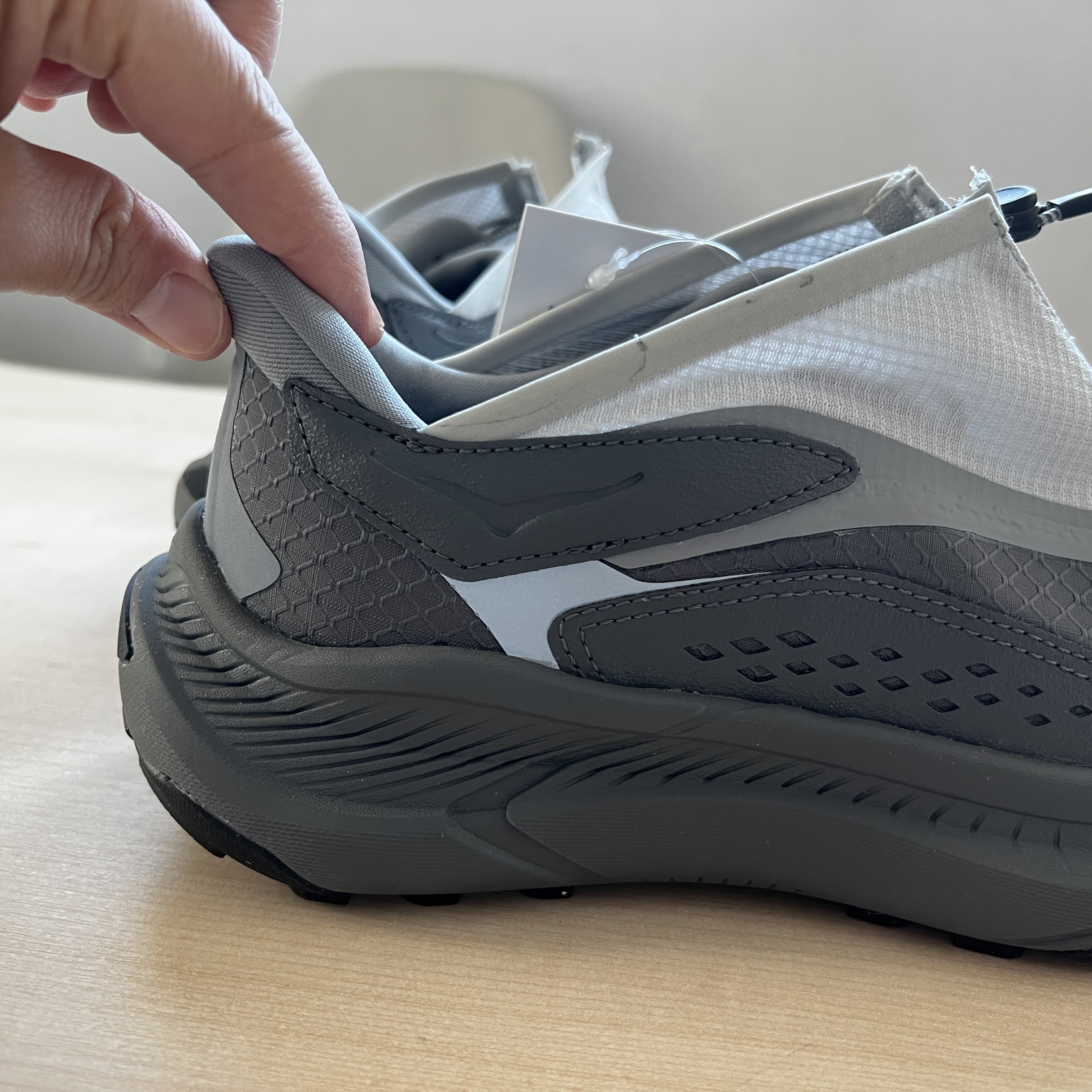Hoka Project Transport Stardust Satellite Grey 착용 스타일 - 9