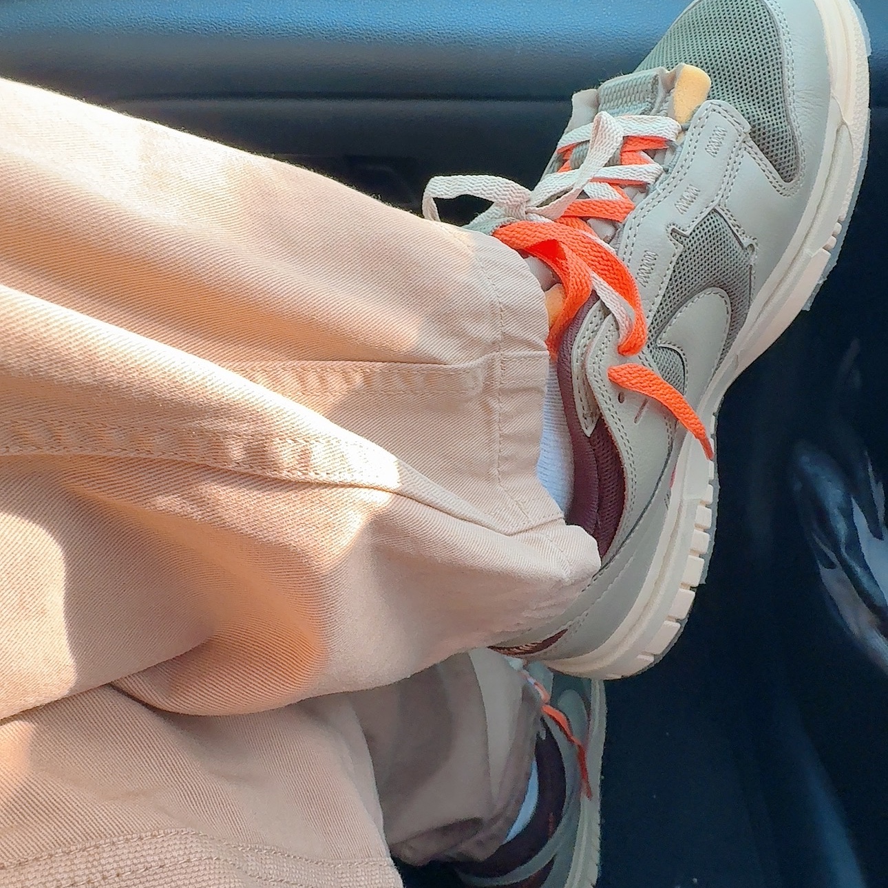 Nike Air Dunk Jumbo Medium Olive 착용 스타일 - 2