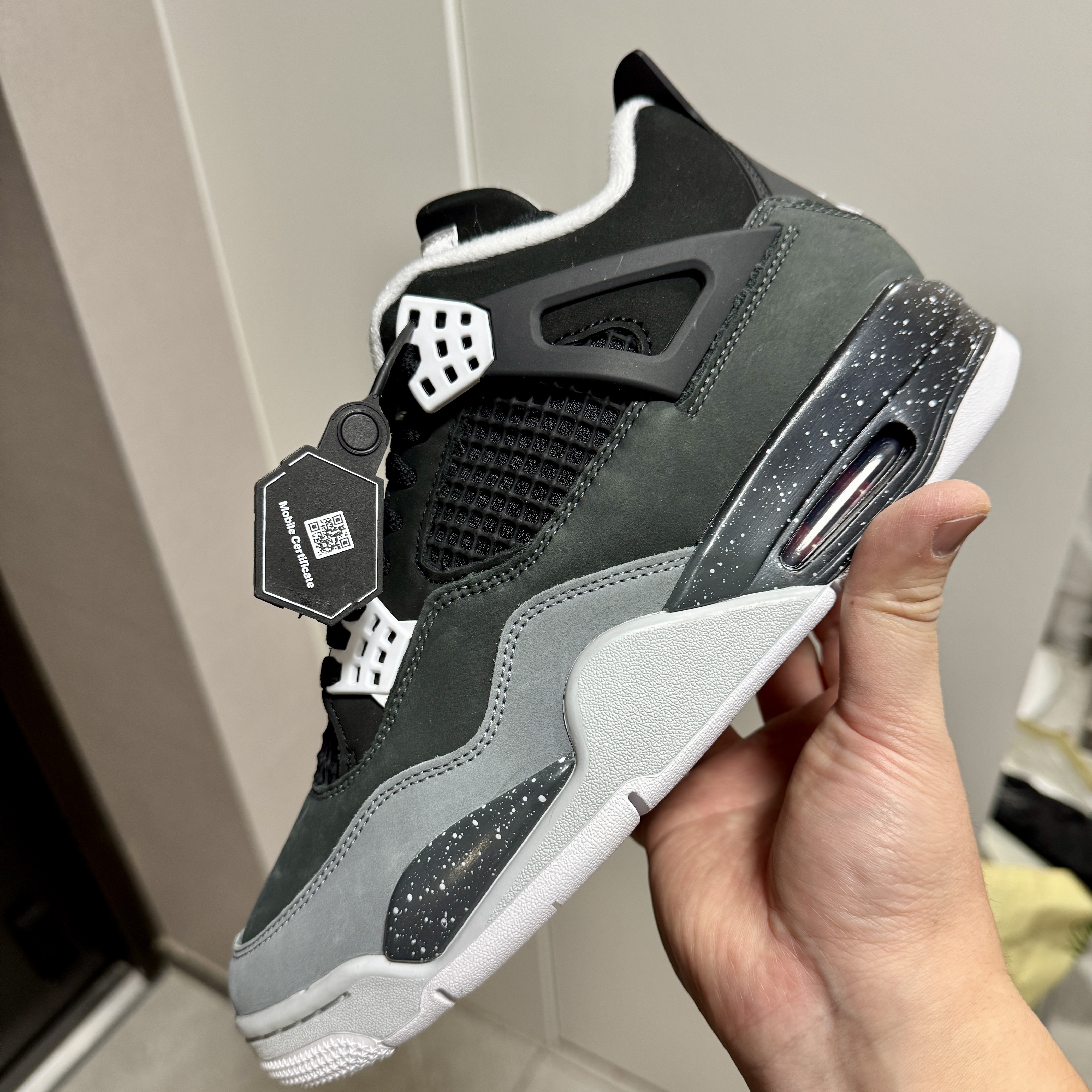 Jordan 4 Retro Fear 2024 착용 스타일 - 1