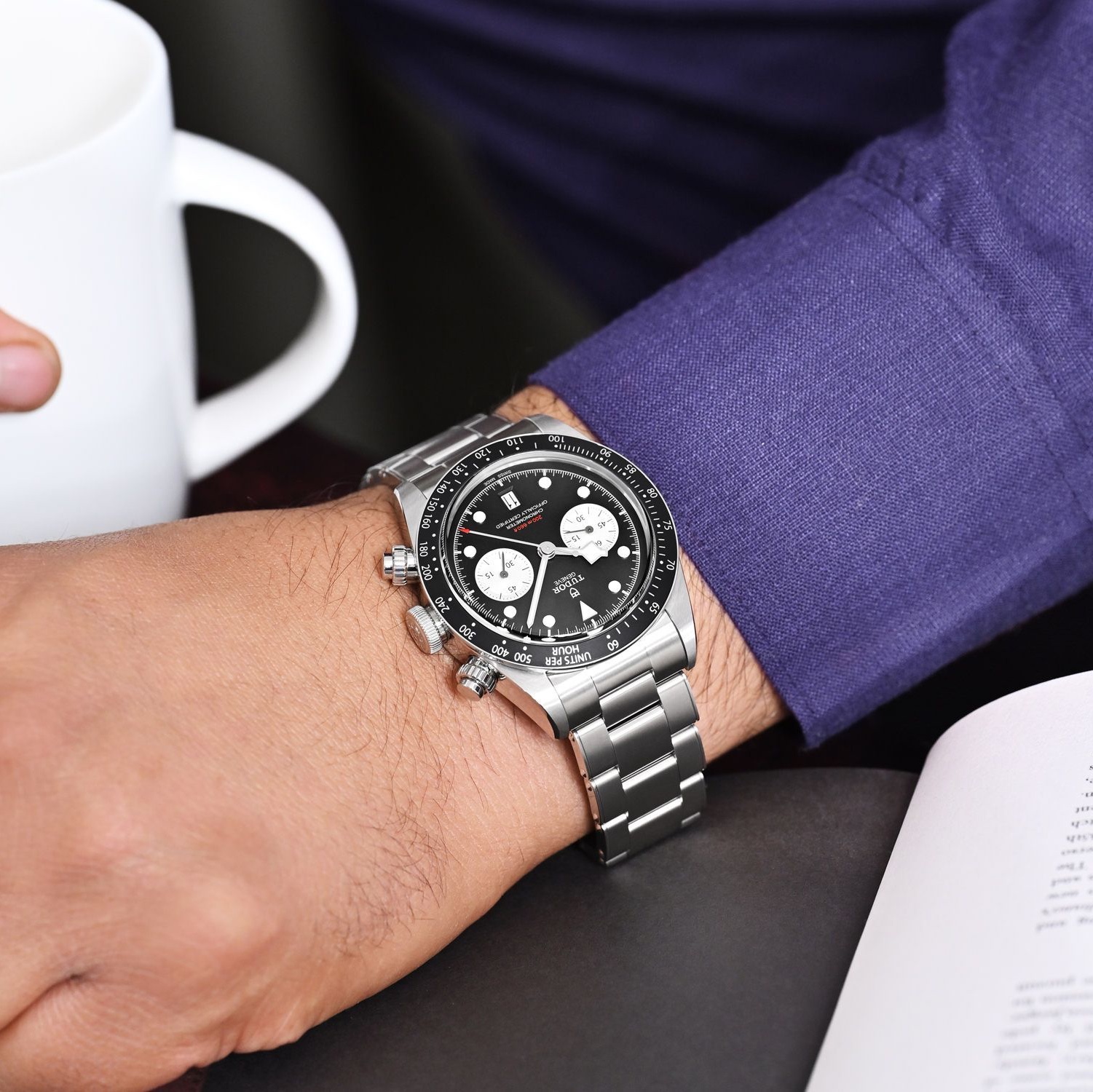 Tudor Black Bay Chrono MT5813 Steel Bracelet Black 착용 스타일