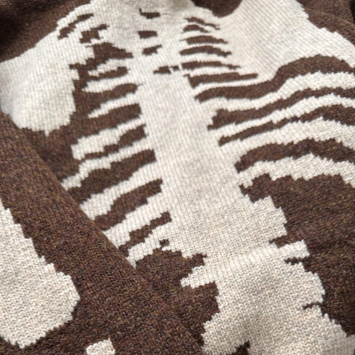 Kapital 5G Wool Bone Hooded Sweater Brown 착용 스타일