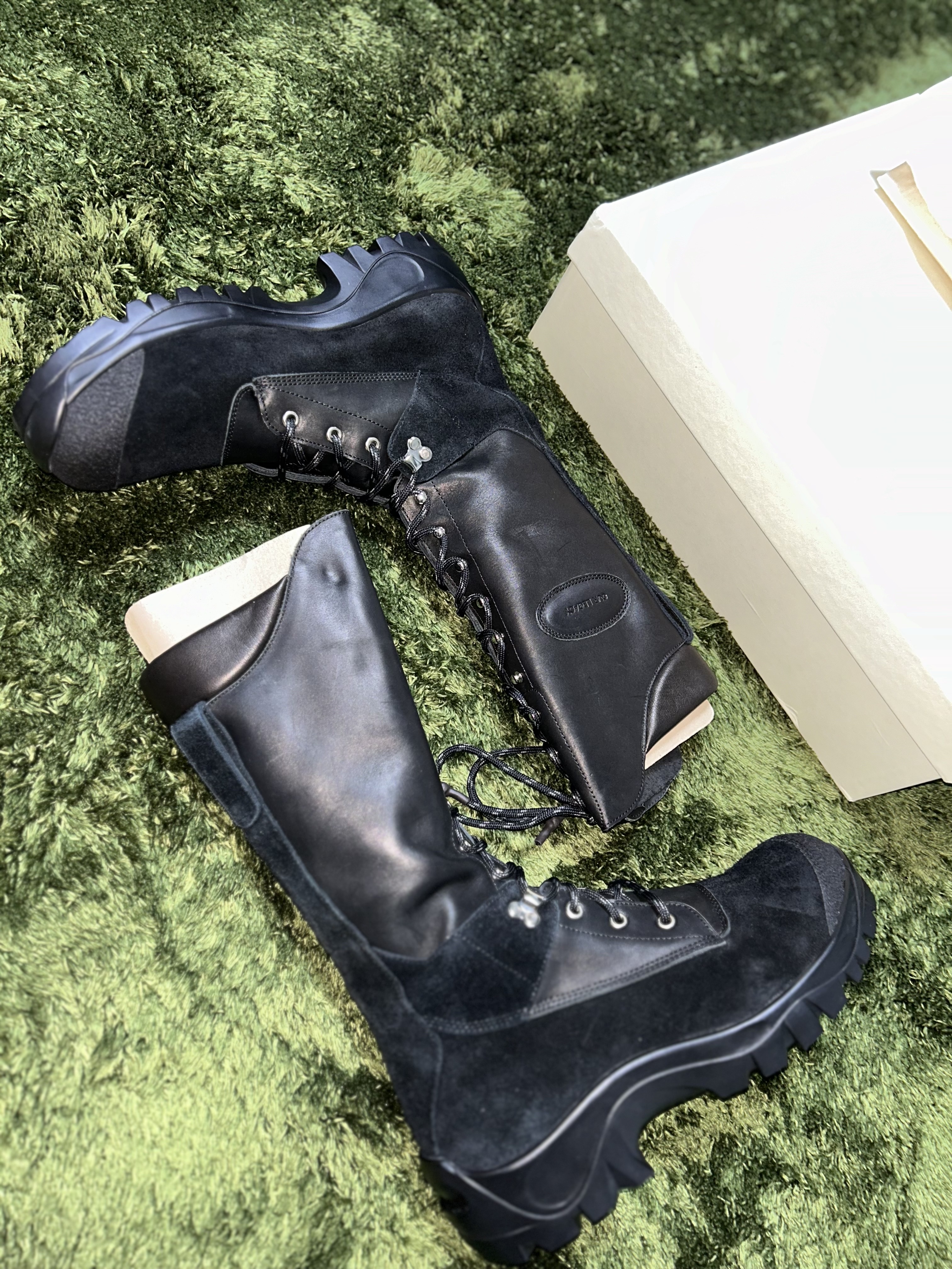 Our Legacy Tower Hiker Boot Black 착용 스타일 - 5
