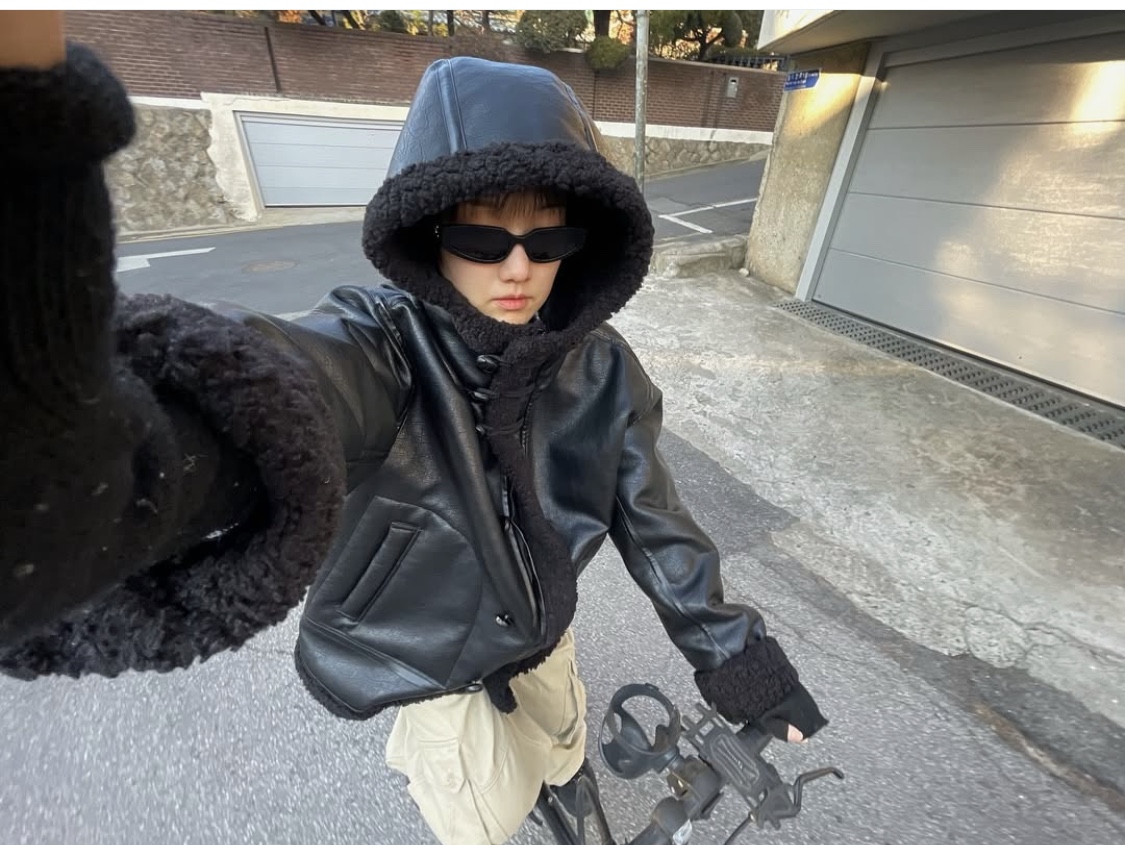 Roa Hiking Logo Beanie Brown, Stussy Washed Canvas Shop Jacket Bronze 착용 스타일 - 4