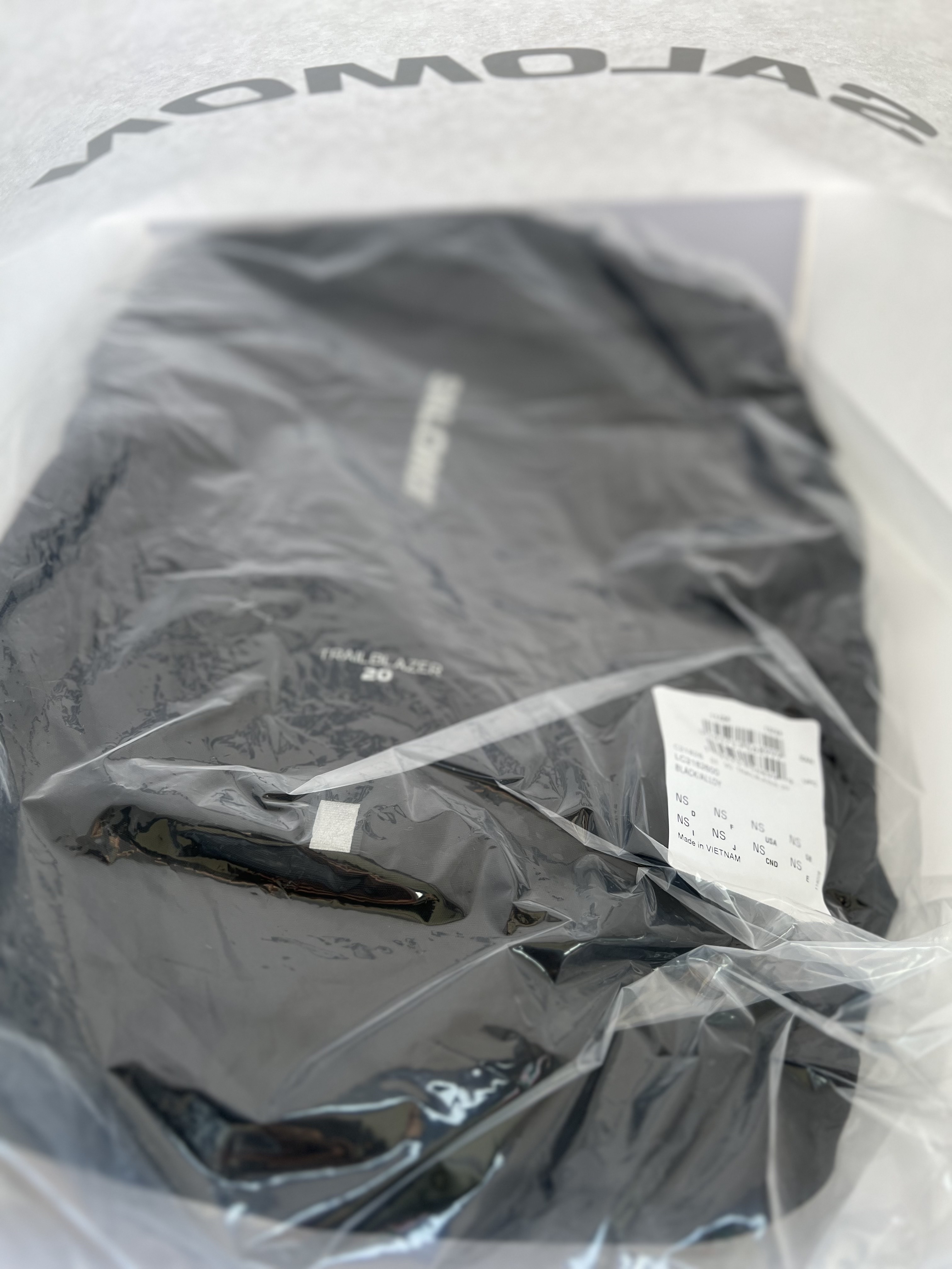 Salomon Trailblazer 20 Black 착용 스타일 - 2