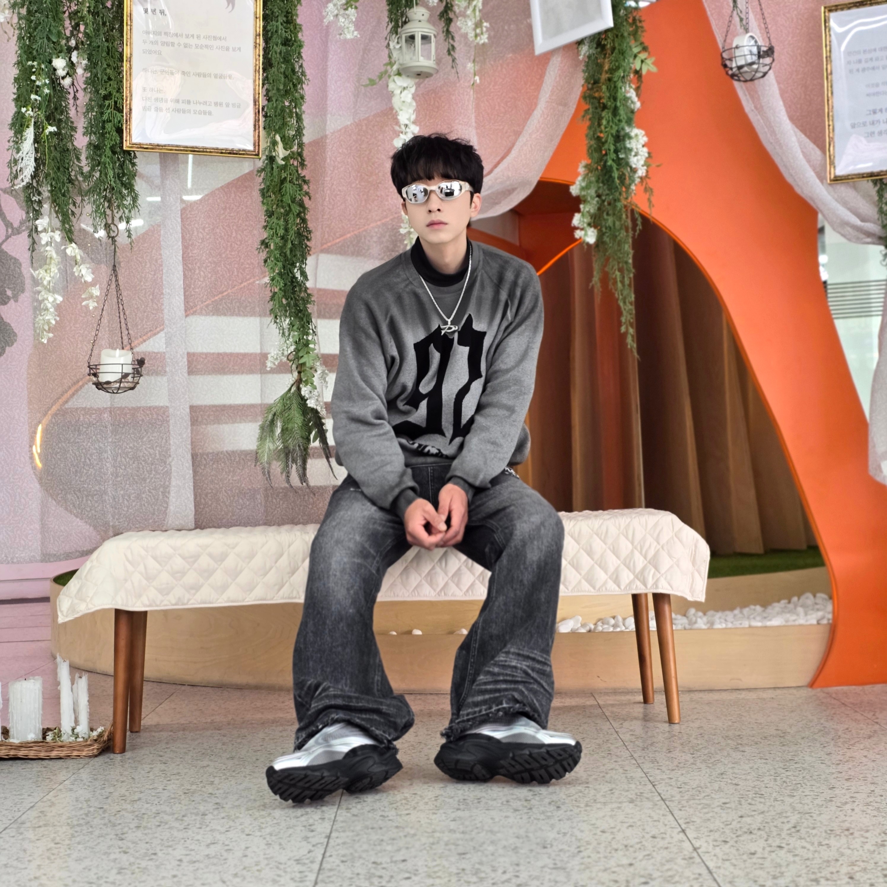[5% 적립] 휠라 판테라 99/25 실버 착용 스타일 - 1