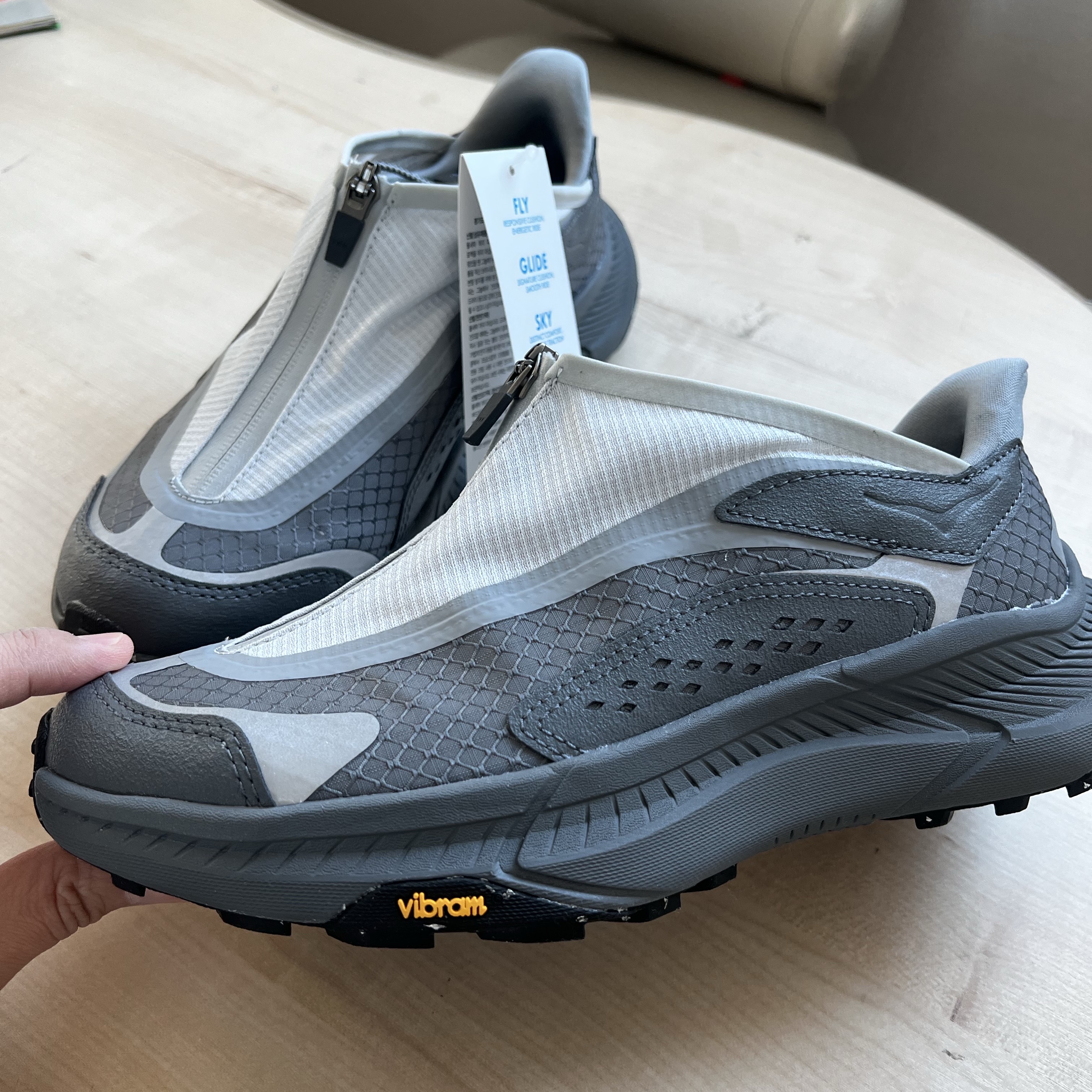 Hoka Project Transport Stardust Satellite Grey 착용 스타일 - 10