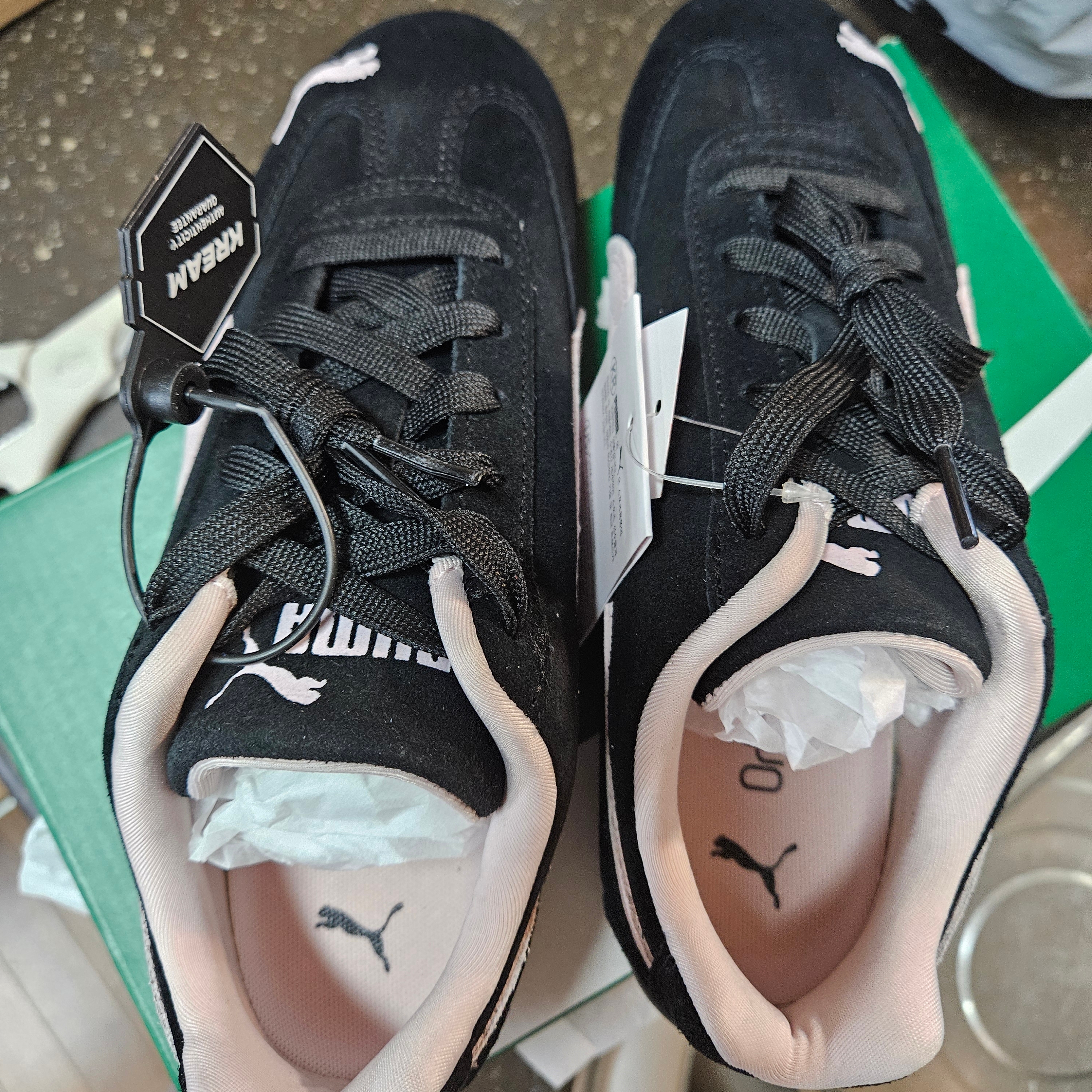 Puma Speedcat OG Black Mauve Mist 착용 스타일