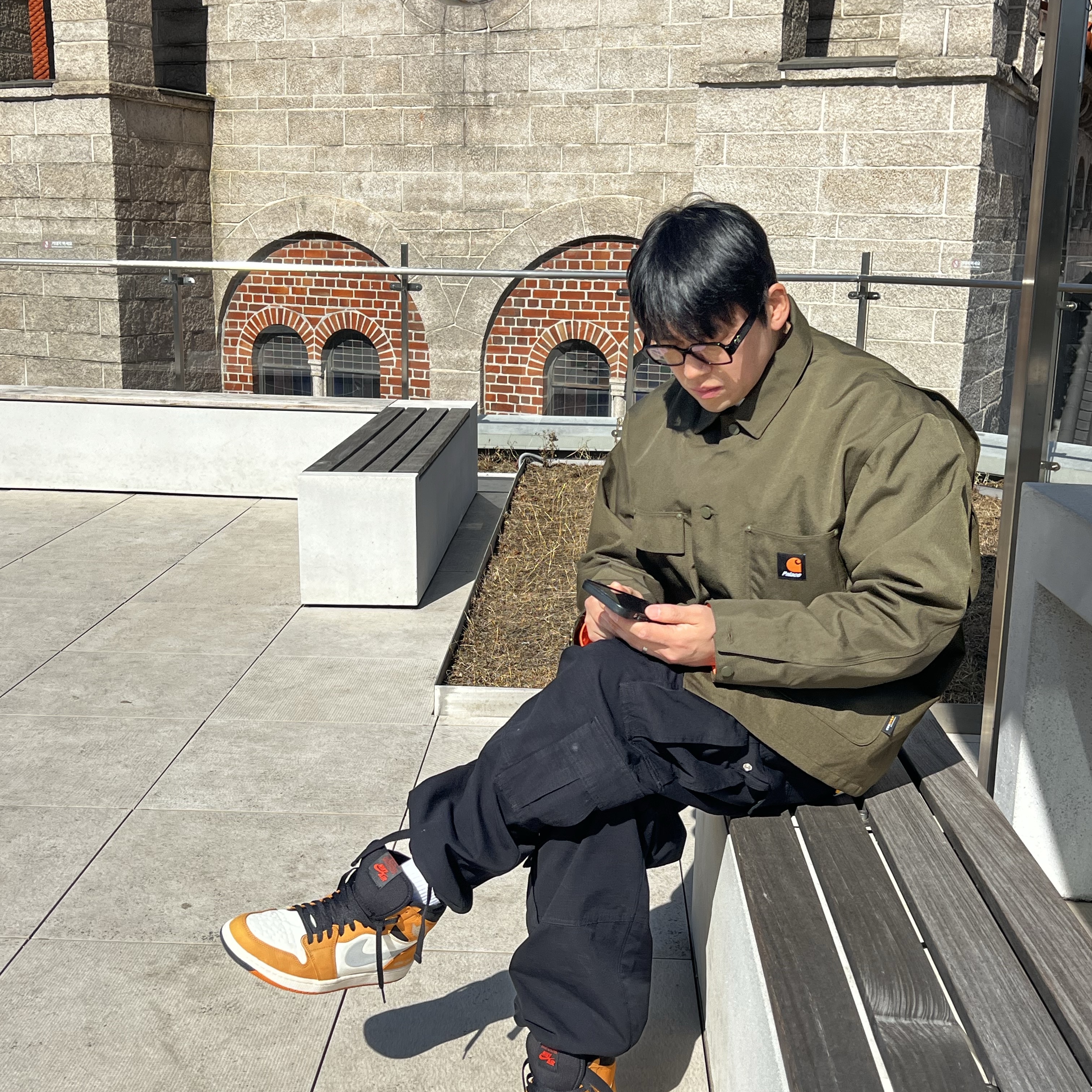 Palace x Carhartt WIP Chore Coat Plant - 24FW, Jordan 1 Element Gore-Tex Light Curry 착용 스타일 - 3