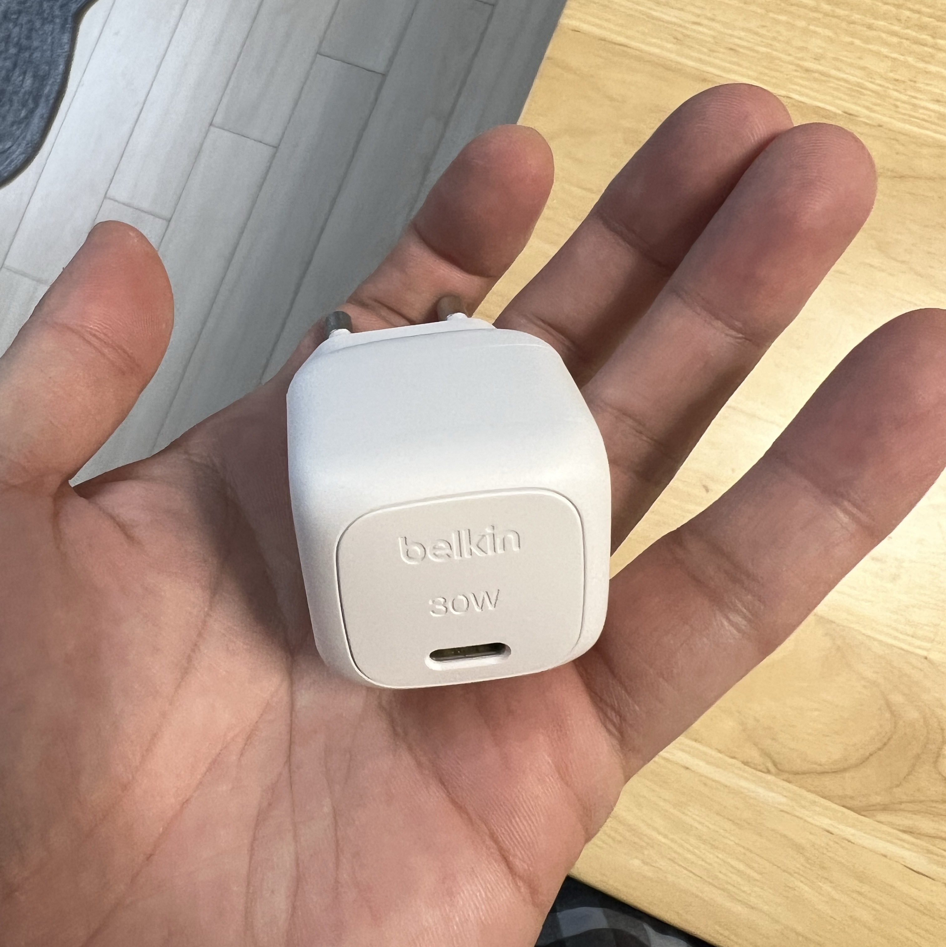 Belkin 30W PD 3.1 PPS C Type Super High Speed Charger WCA008kr 착용 스타일