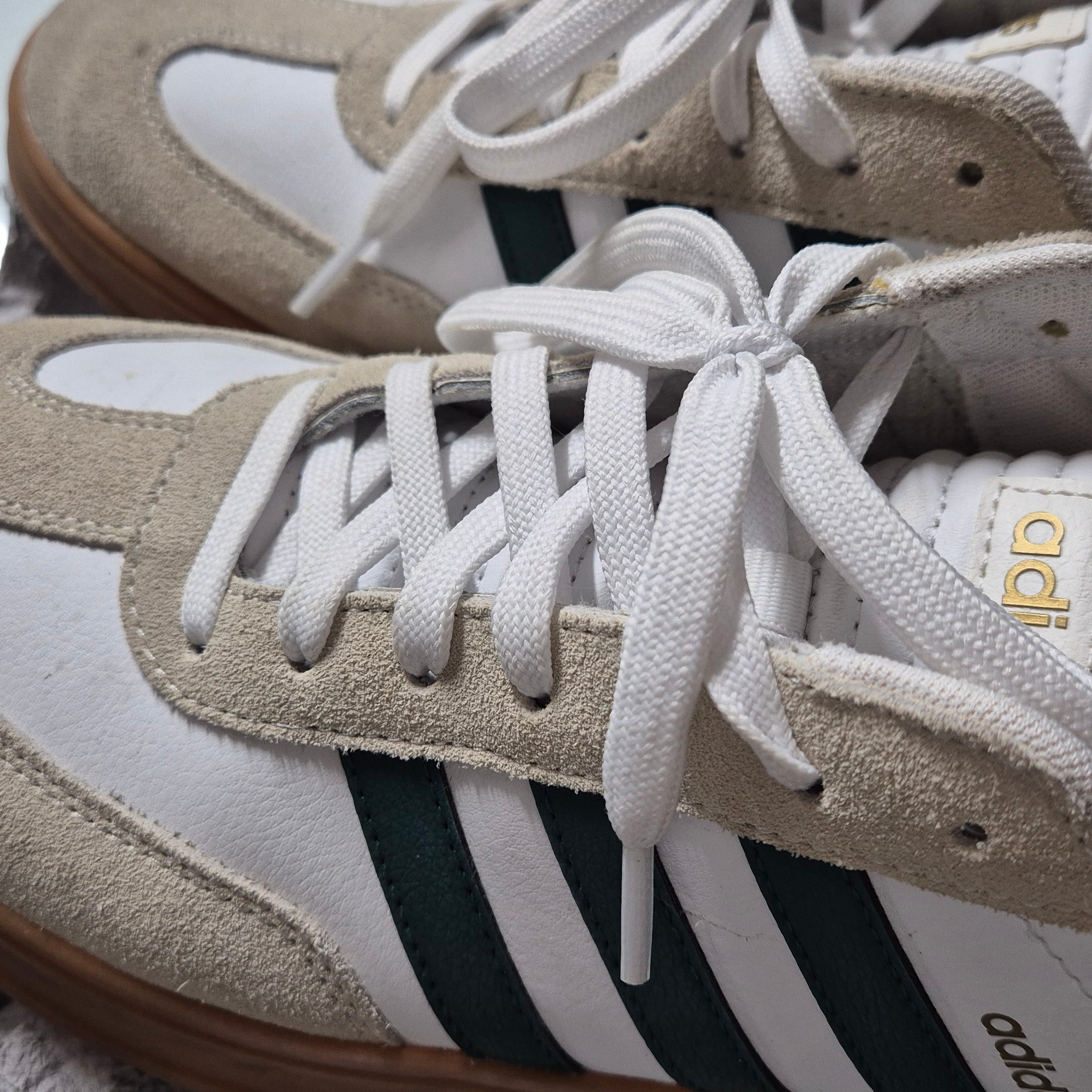 Adidas Gradas Collegiate Green 착용 스타일
