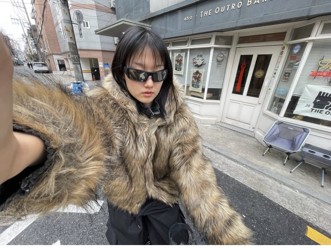 Roa Hiking Logo Beanie Brown, Stussy Washed Canvas Shop Jacket Bronze 착용 스타일 - 1