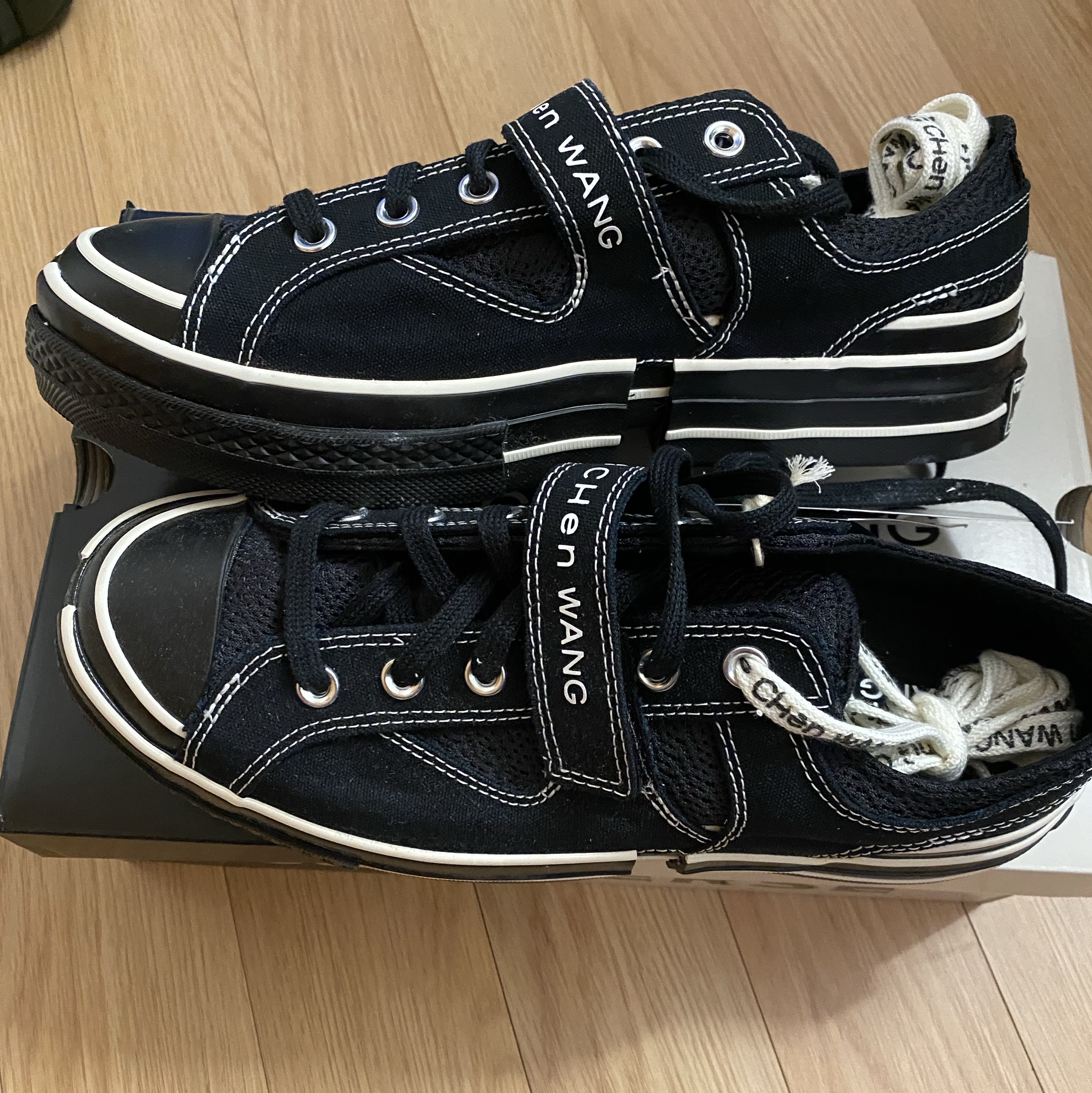 Converse x Feng Chen Wang Chuck 70 Ox 2-in-1 Black 착용 스타일