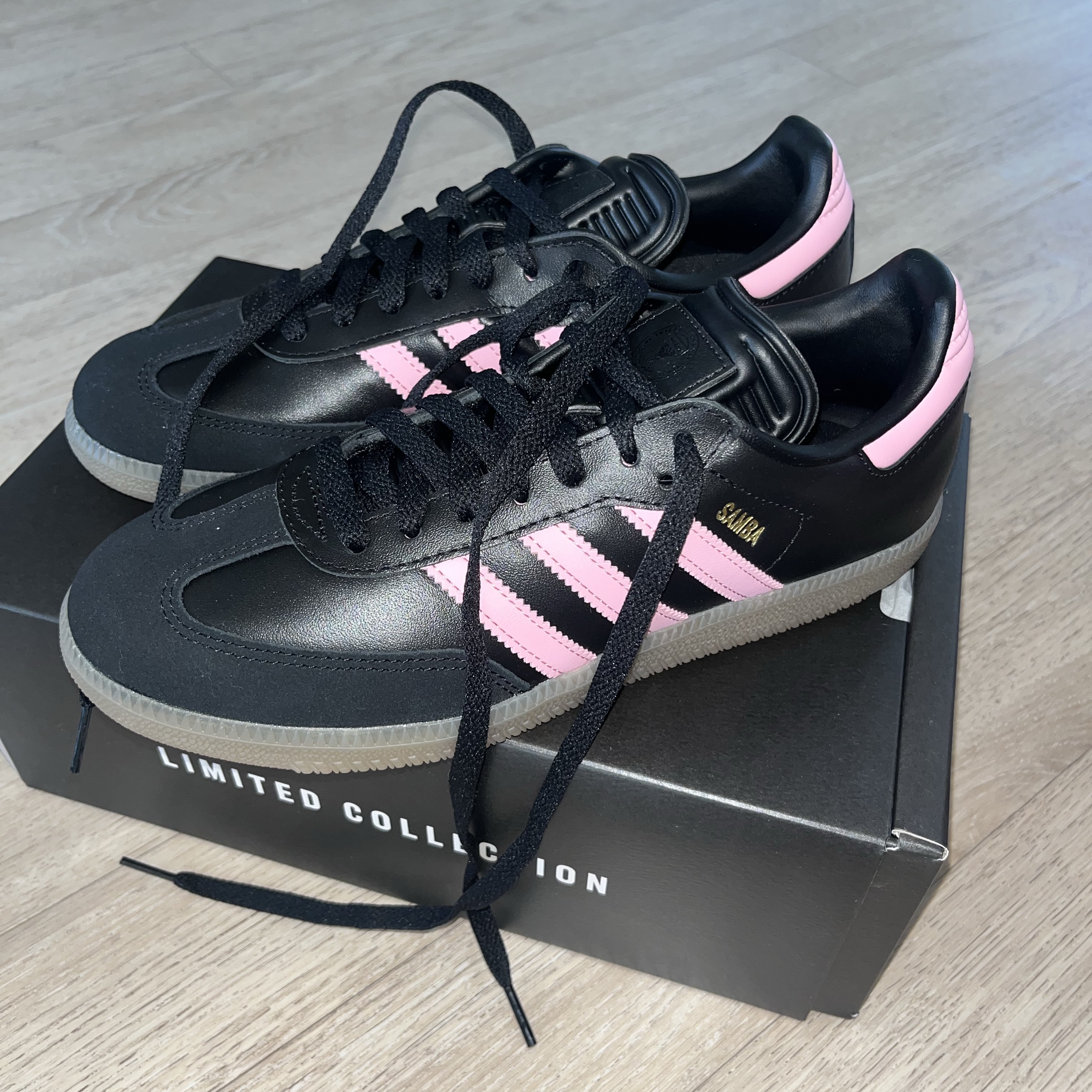 Adidas x Inter Miami CF Samba Core Black Light Pink 착용 스타일