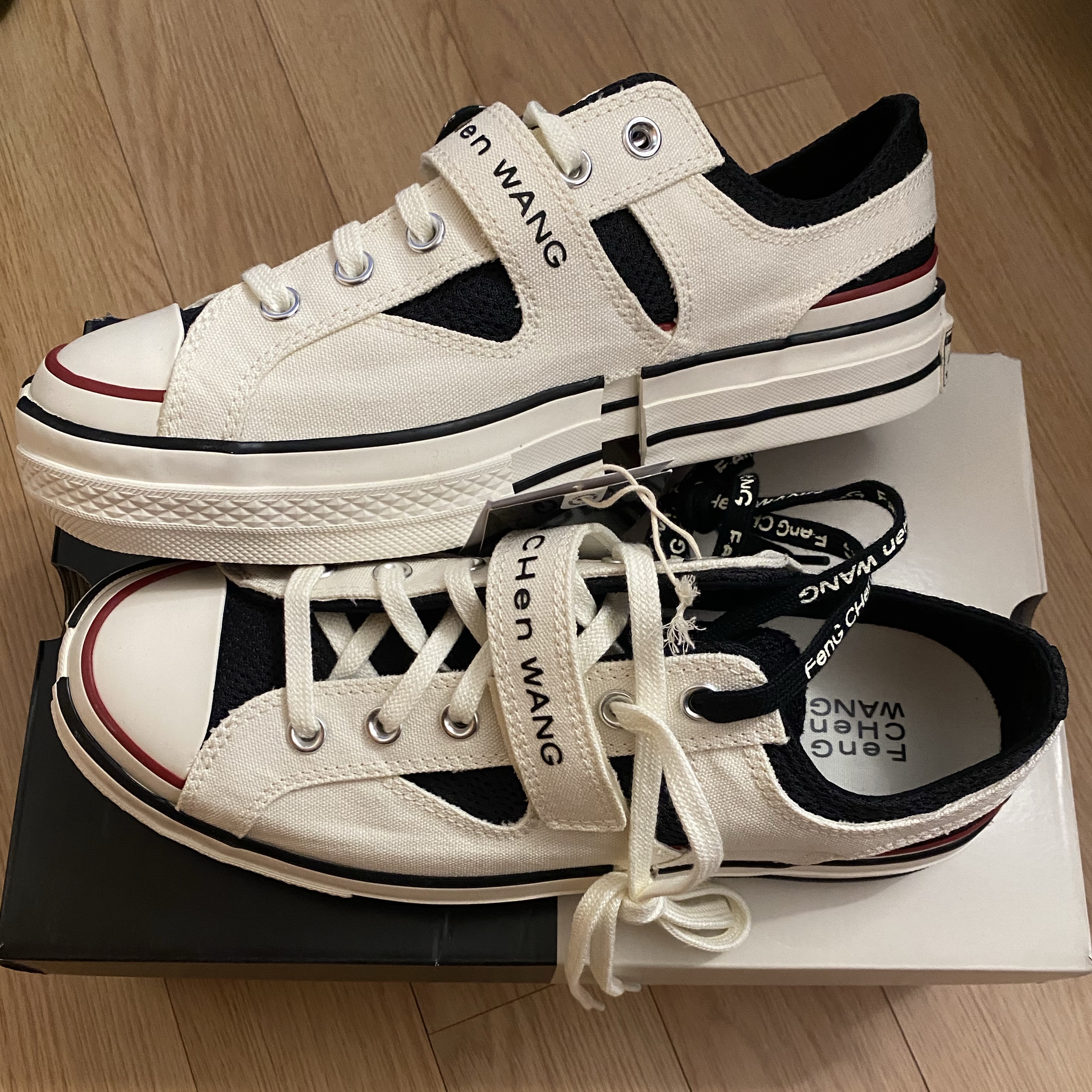 Converse x Feng Chen Wang Chuck 70 Ox 2-in-1 Egret 착용 스타일