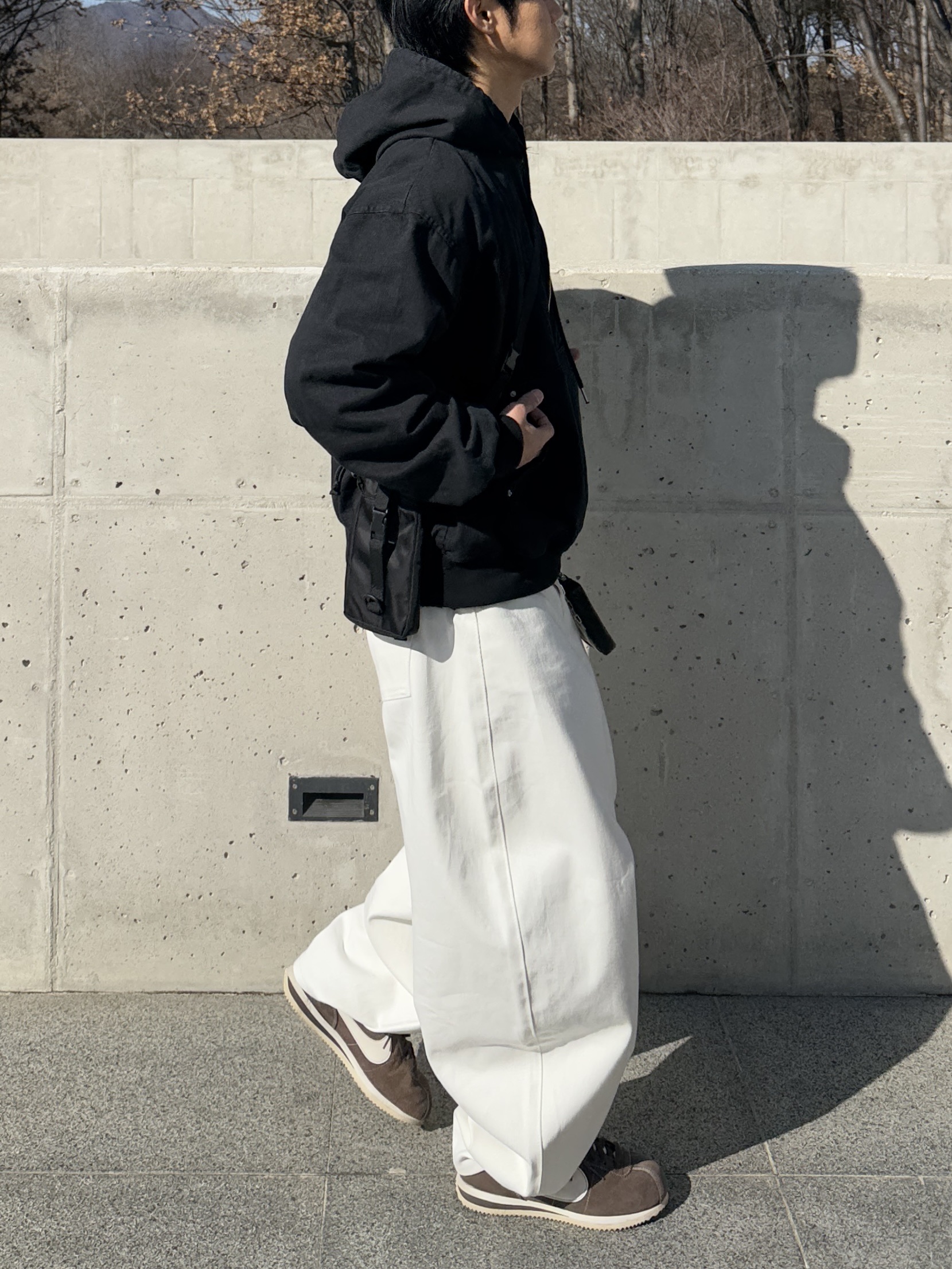 Nike Cortez SE Hangul Day Baroque Brown Sail, Porter Freestyle Multi Coin Case Black 착용 스타일 - 2