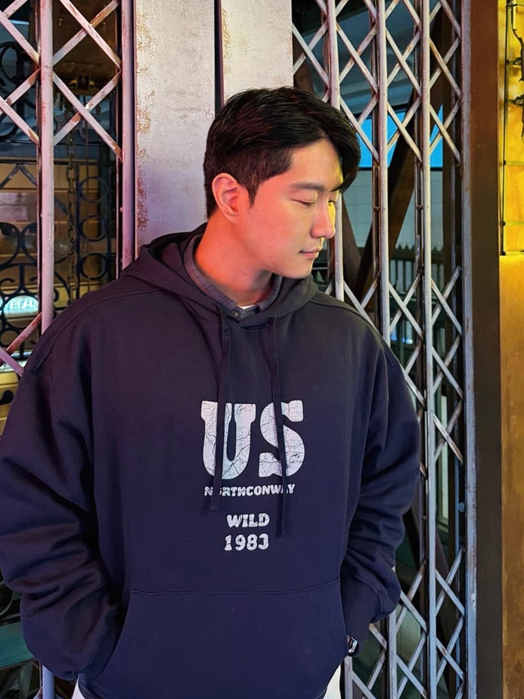 와일드띵스 빈티지 후드(U.S WILD) 슬레이트 블루 착용 스타일 - 5