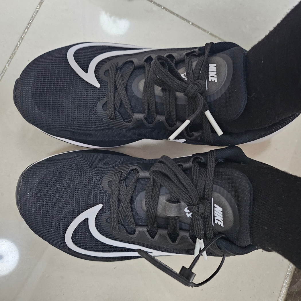 Nike Zoom Fly 5 Black White 착용 스타일