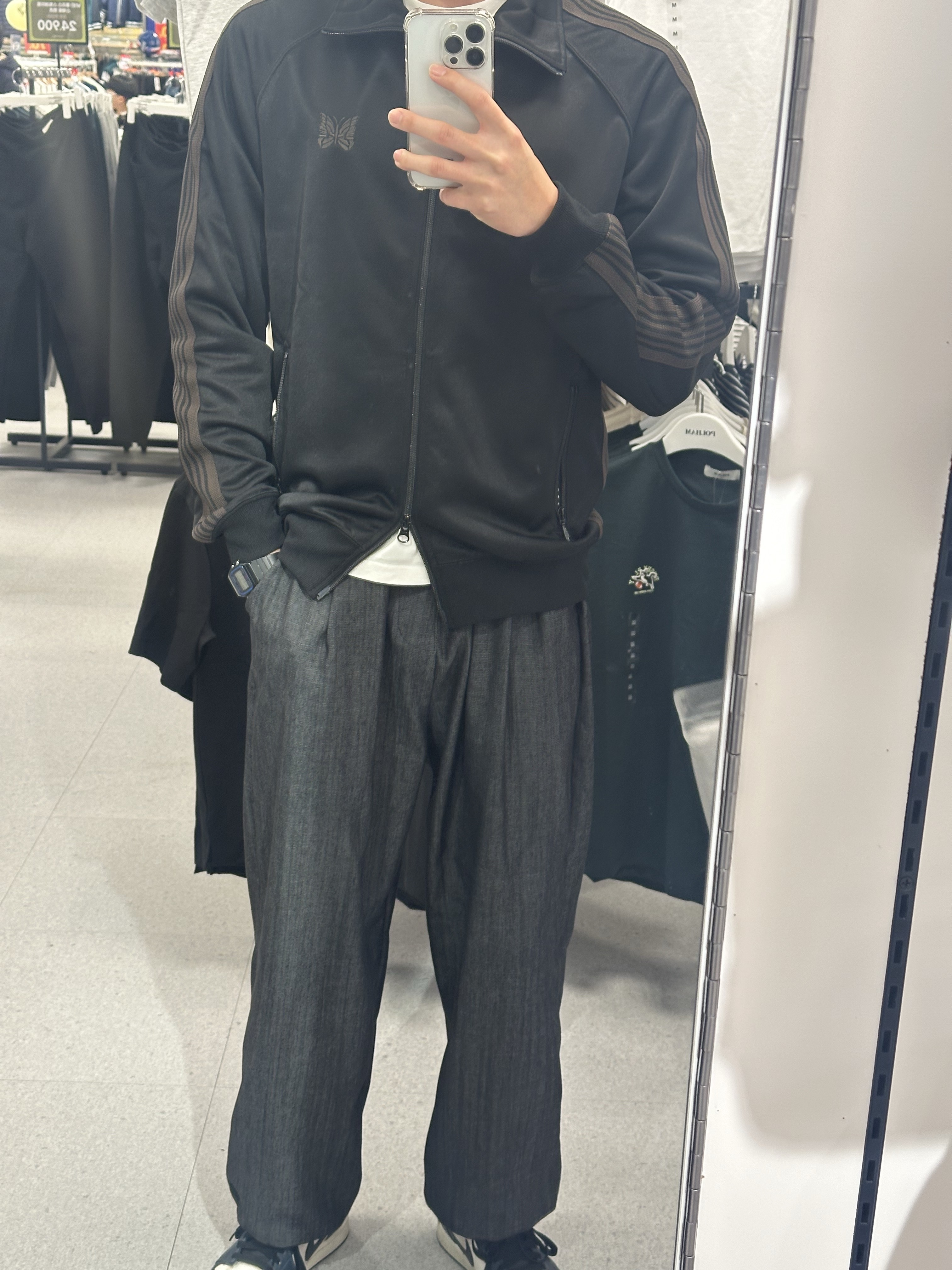 Needles Track Jacket Poly Smooth Black Dark Brown 착용 스타일